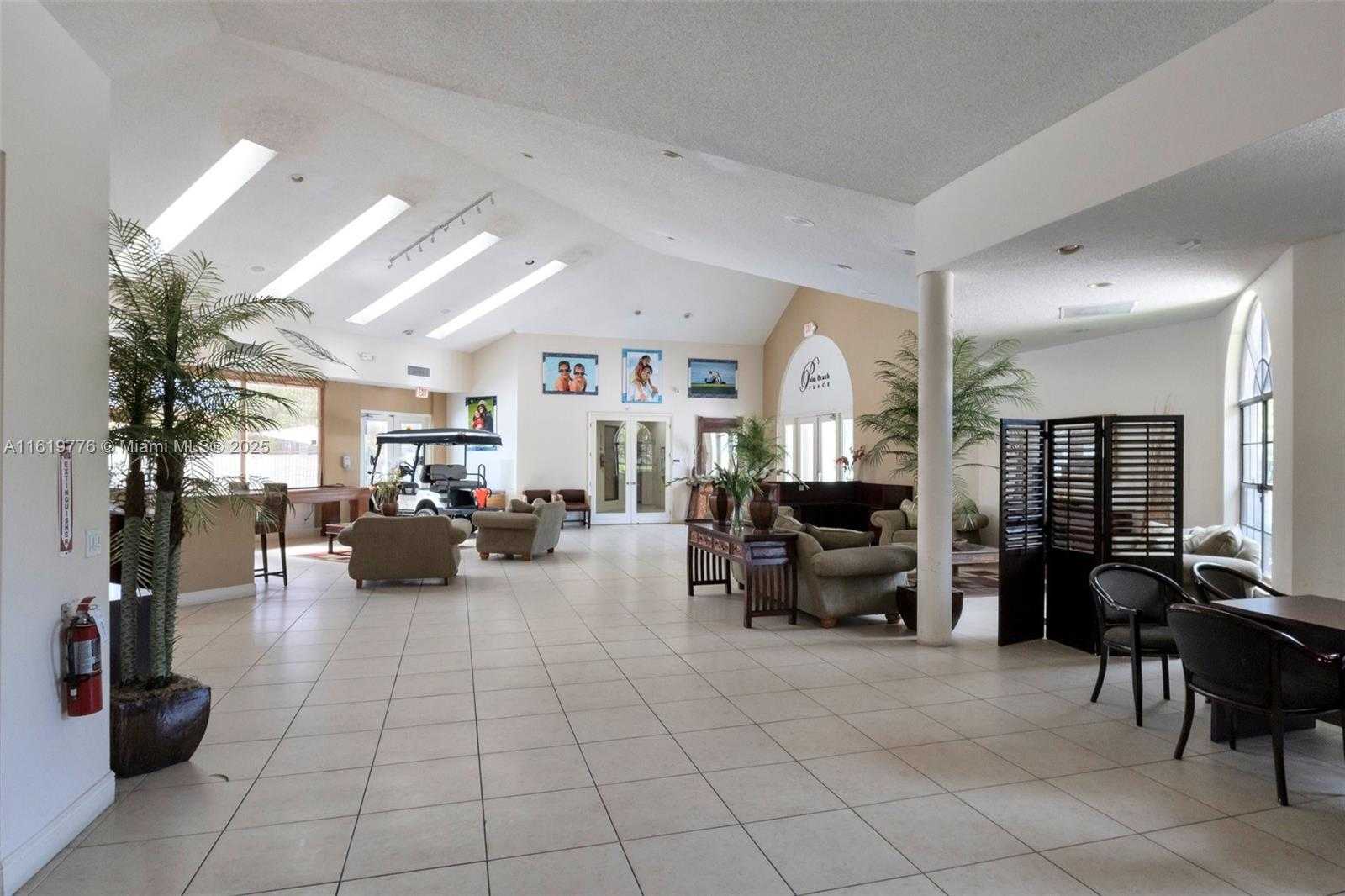 Small Image of 1482 LAKE CRYSTAL DR #H, West Palm Beach Number 30