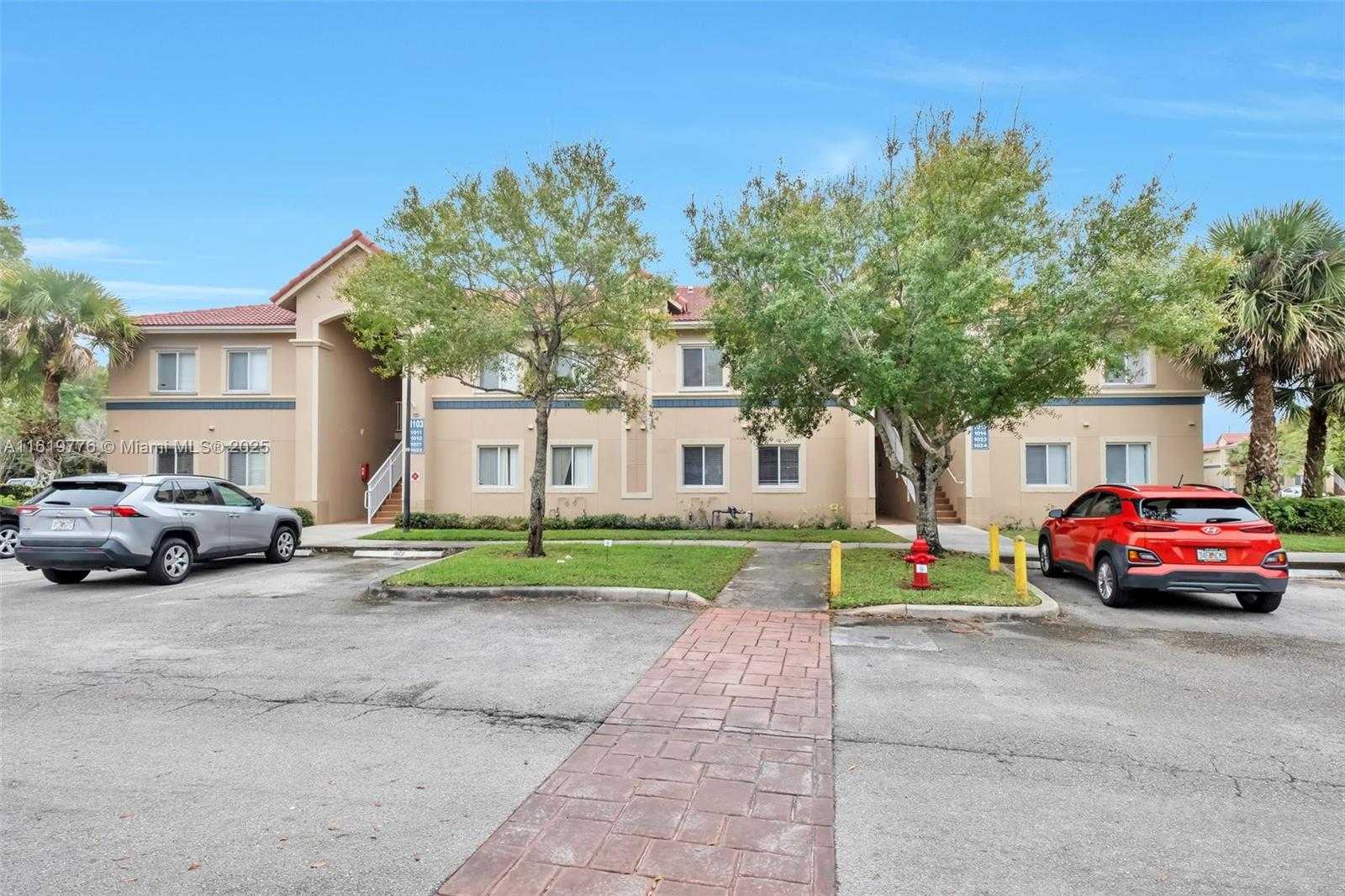 Small Image of 1482 LAKE CRYSTAL DR #H, West Palm Beach Number 6