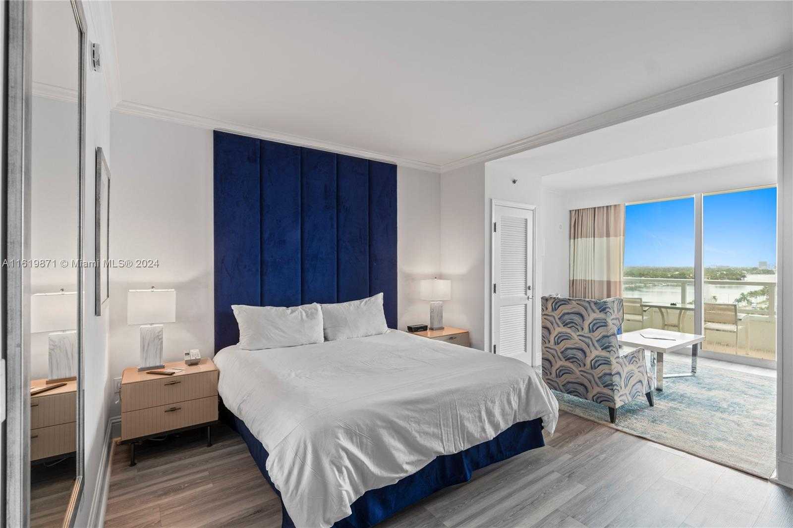 Small Image of 4401 COLLINS AVE #1007, Miami Beach Number 5