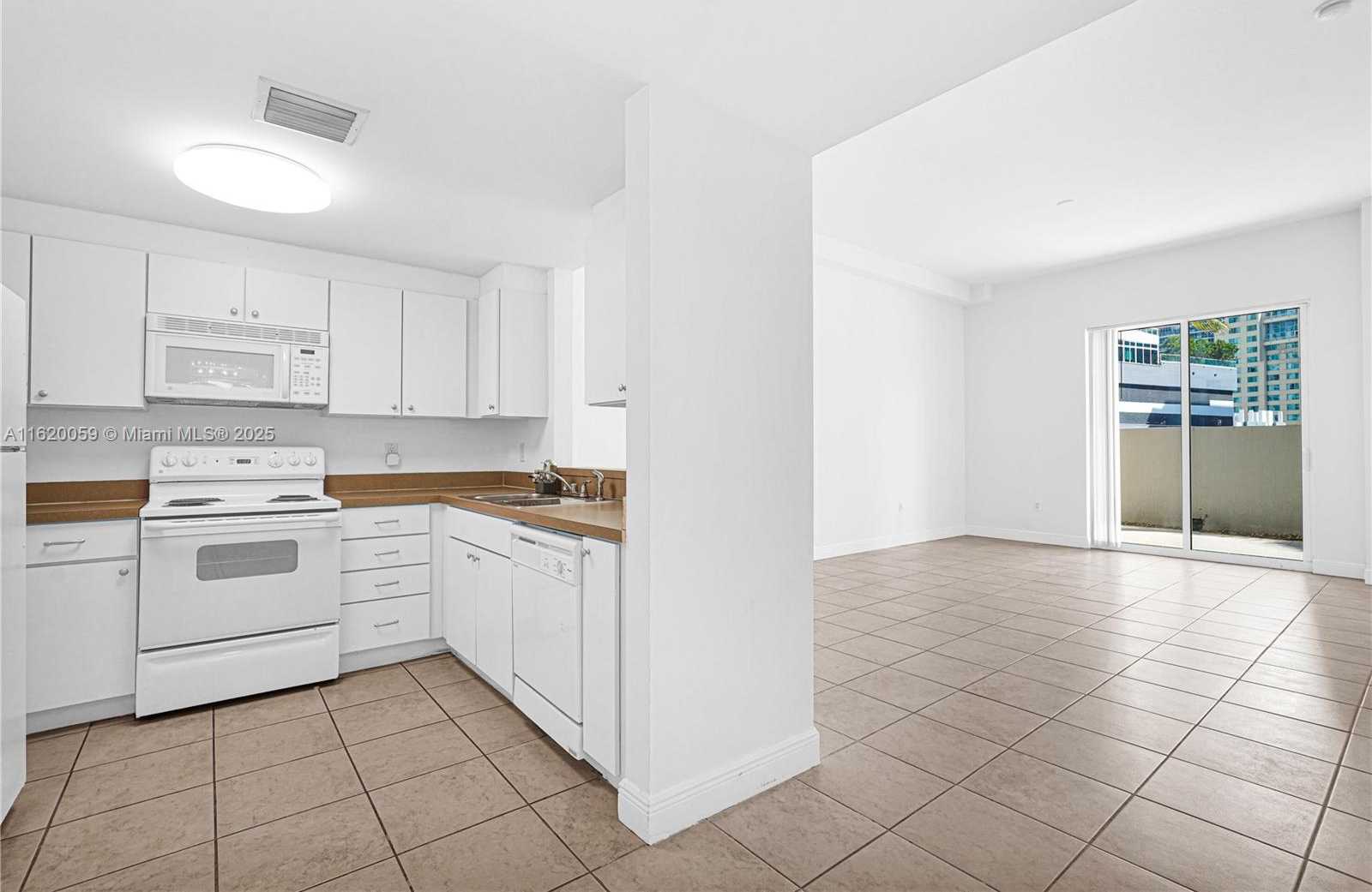 Small Image of 1250 SOUTH MIAMI AVE #812, Miami Number 13