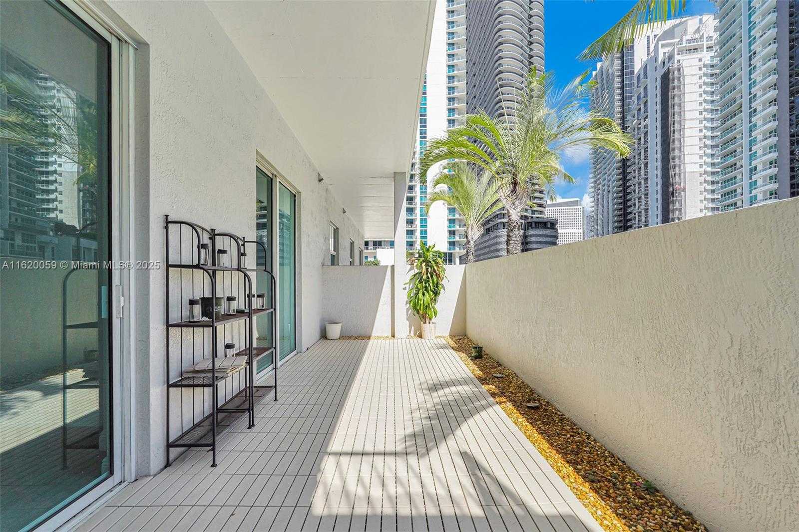 Small Image of 1250 SOUTH MIAMI AVE #812, Miami Number 27