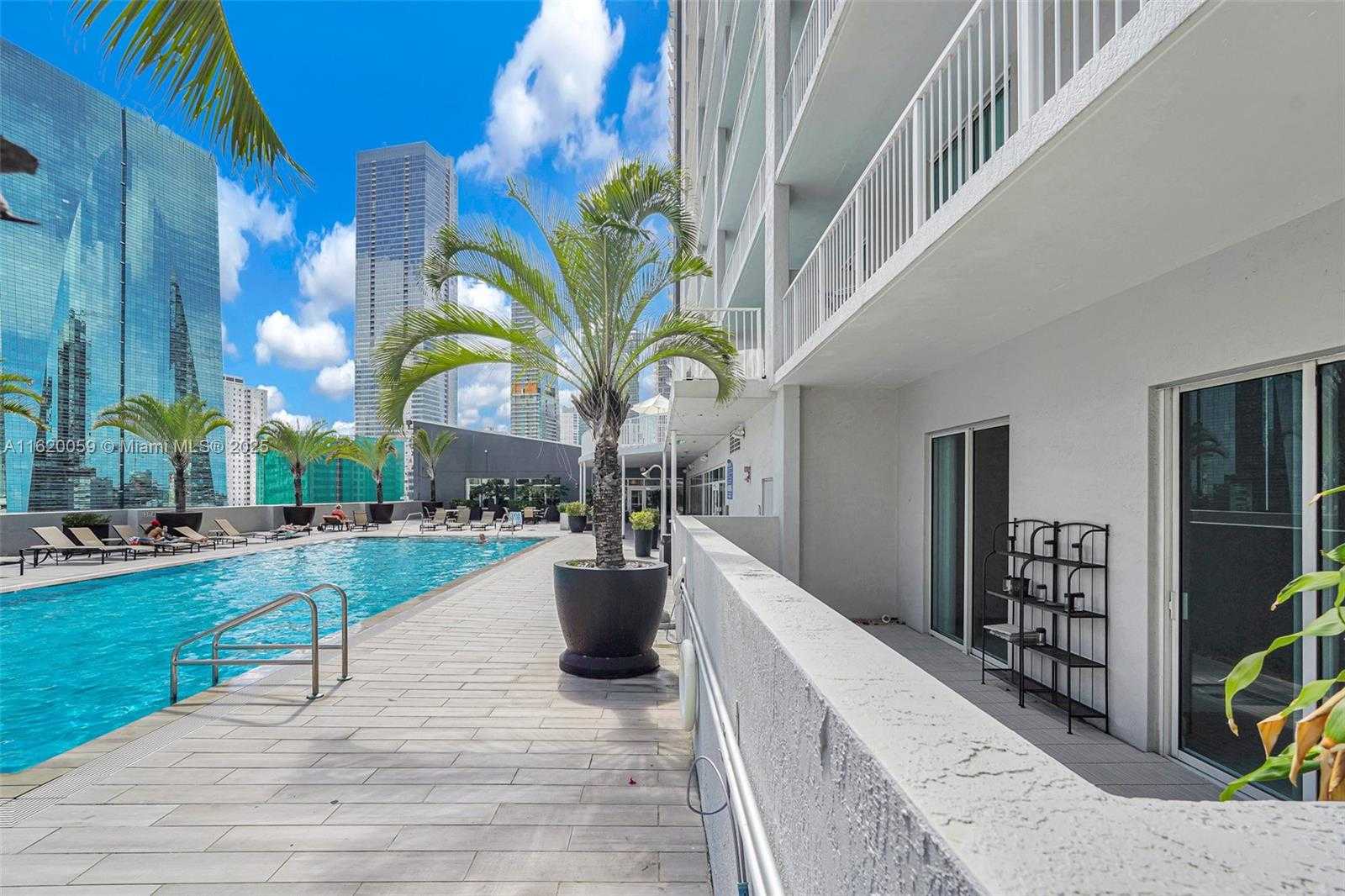 Small Image of 1250 SOUTH MIAMI AVE #812, Miami Number 39