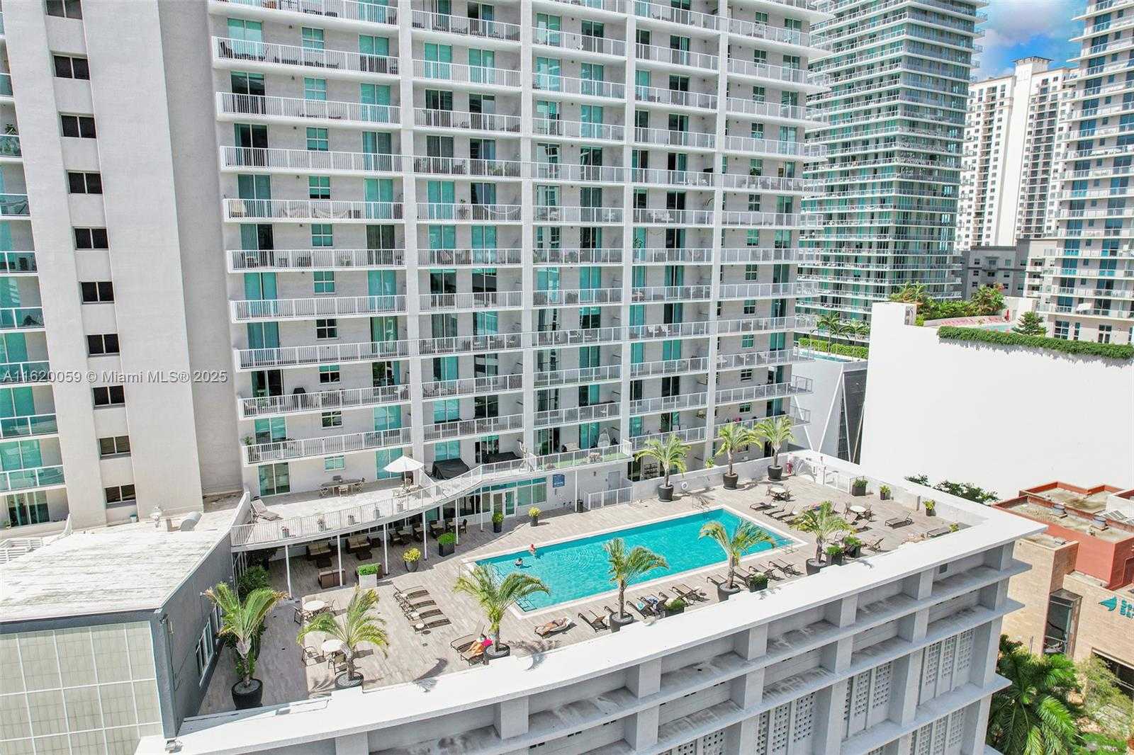 Small Image of 1250 SOUTH MIAMI AVE #812, Miami Number 4