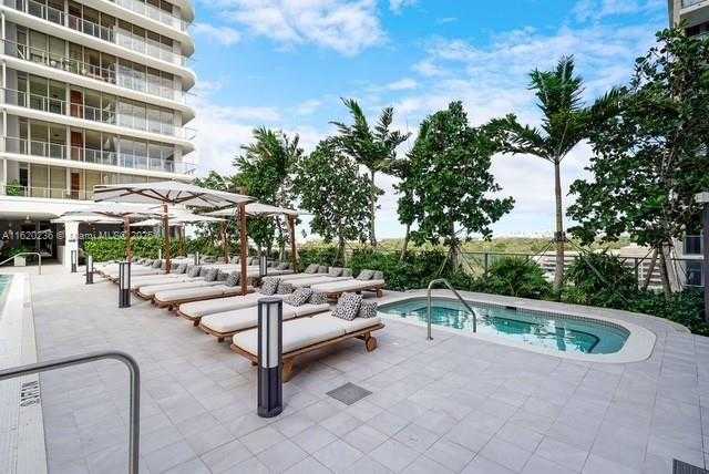 Small Image of 2678 TIGERTAIL AV #515, Miami Number 37