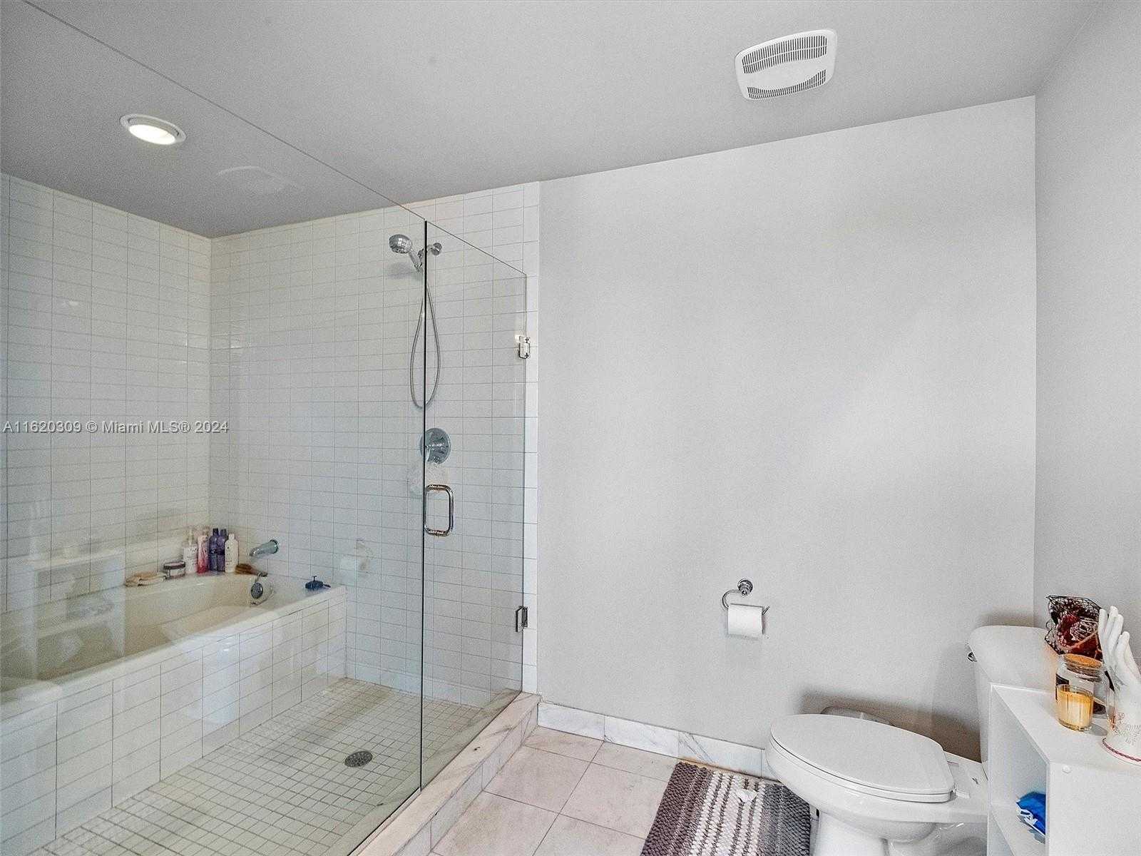 Small Image of 888 BISCAYNE BLVD #309, Miami Number 16