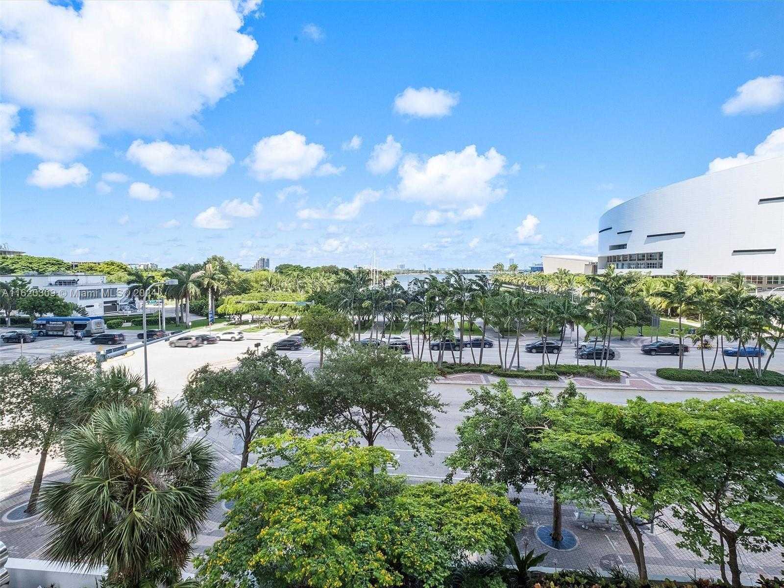 Small Image of 888 BISCAYNE BLVD #309, Miami Number 18