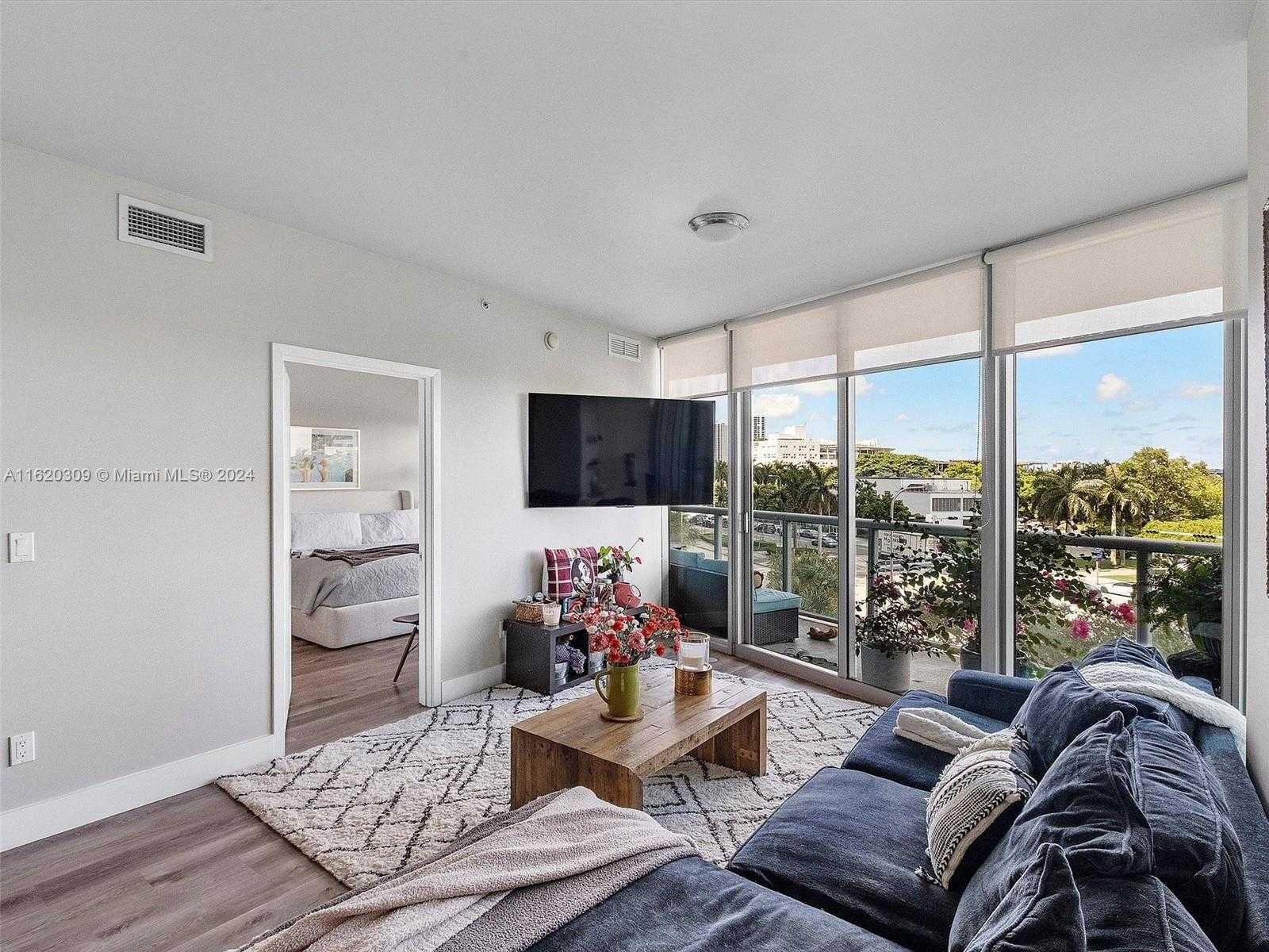 Small Image of 888 BISCAYNE BLVD #309, Miami Number 6