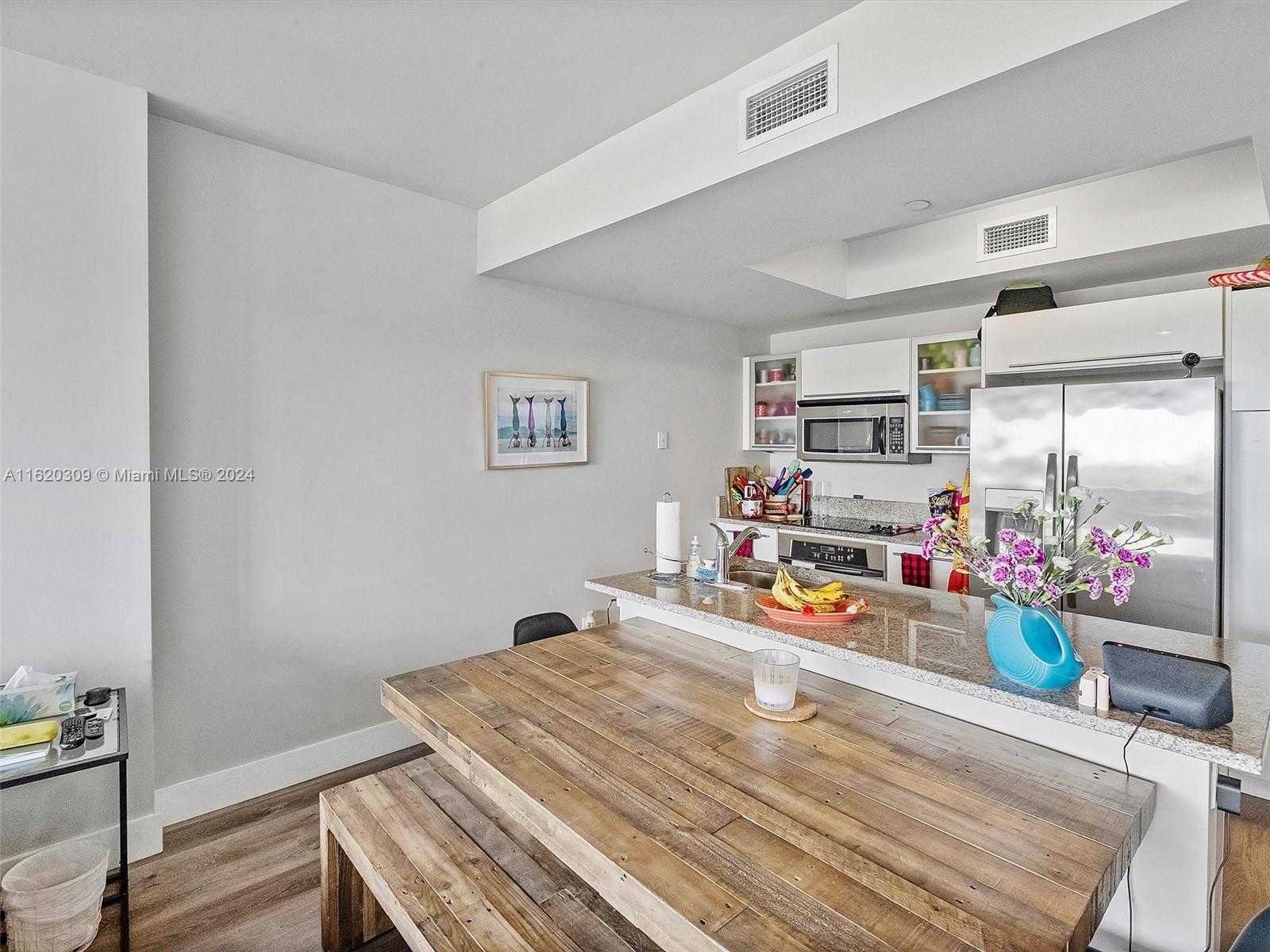 Small Image of 888 BISCAYNE BLVD #309, Miami Number 7