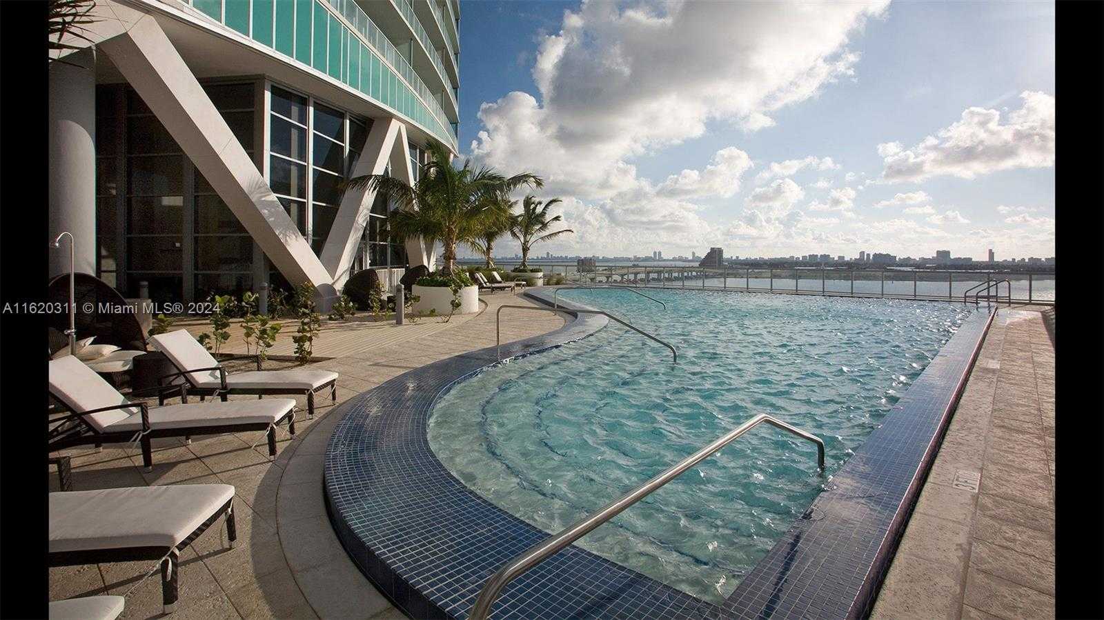 Small Image of 888 BISCAYNE BLVD #509, Miami Number 2