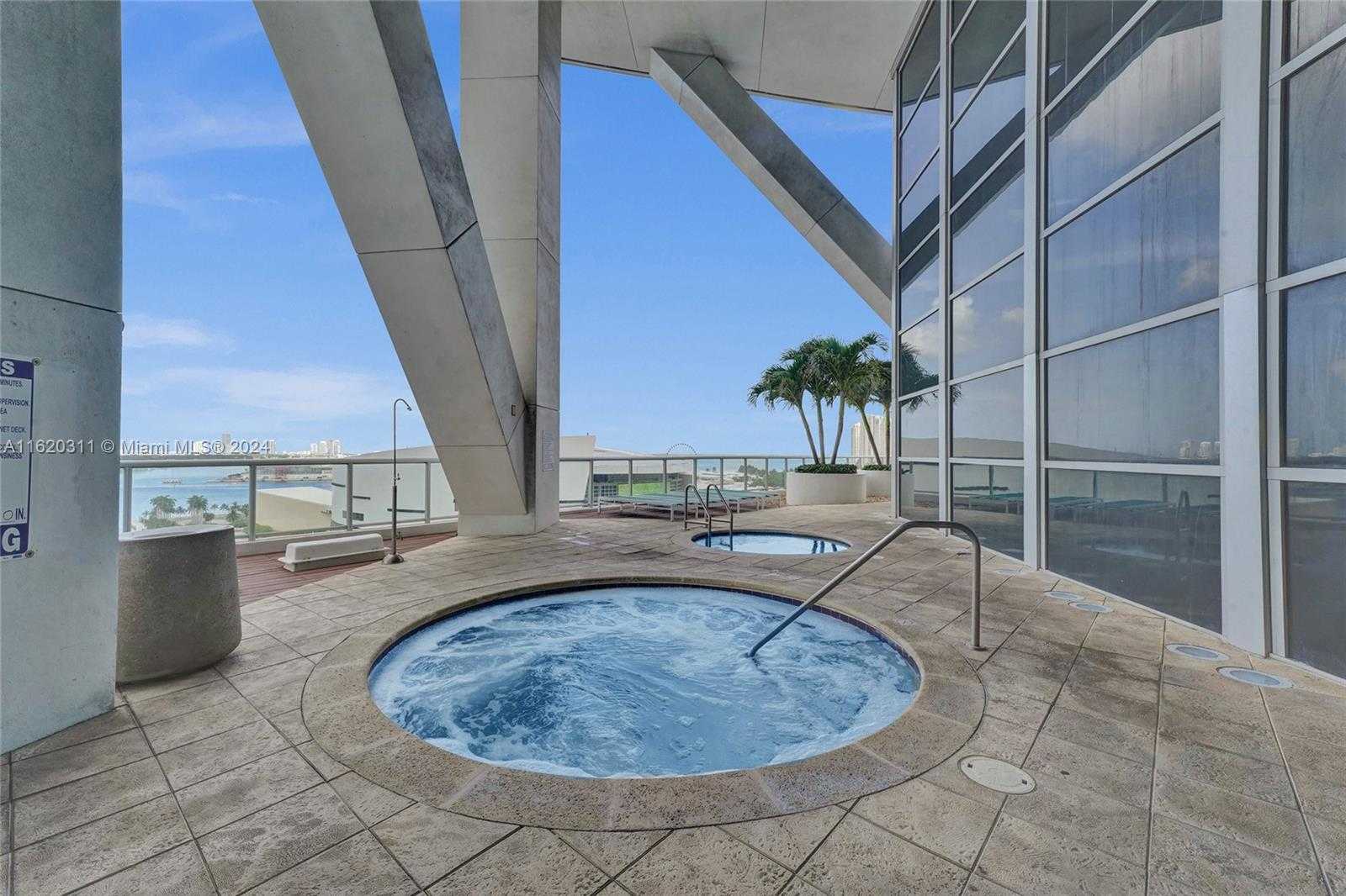 Small Image of 888 BISCAYNE BLVD #509, Miami Number 4