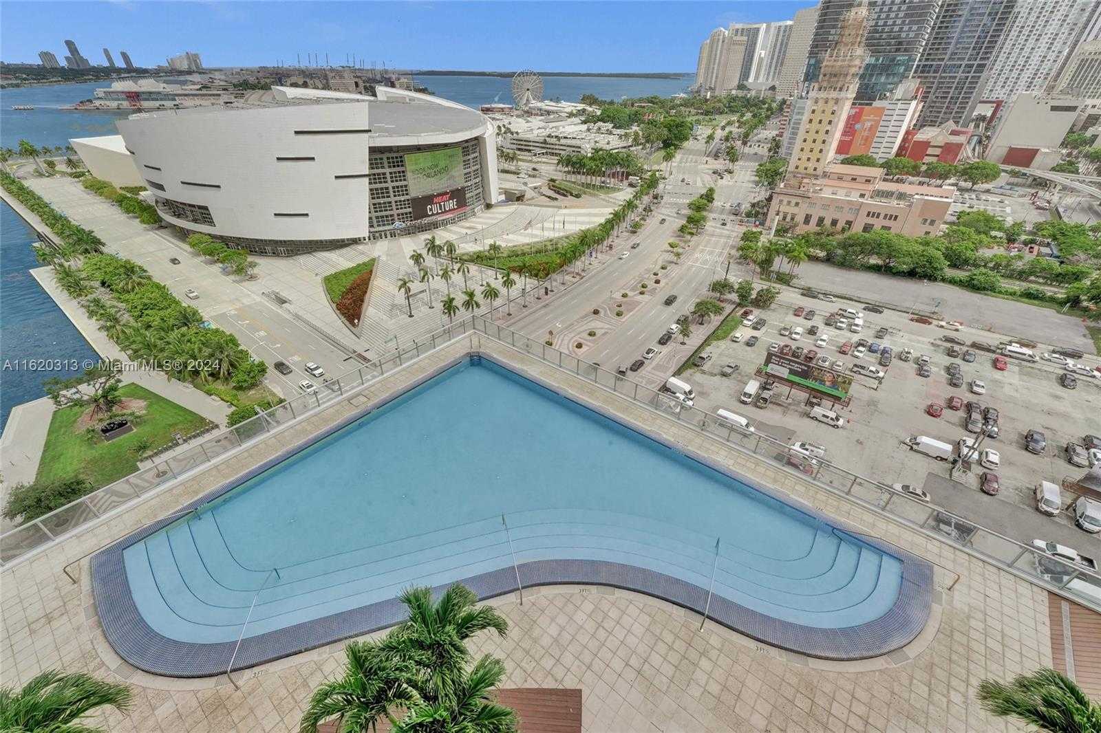 Small Image of 888 BISCAYNE BLVD #1805, Miami Number 15
