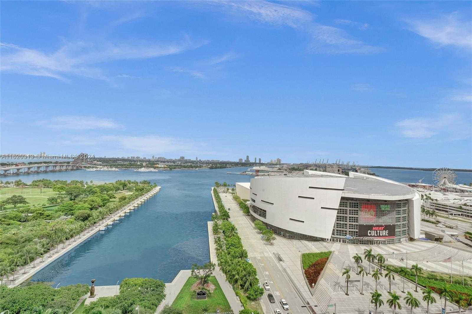 Small Image of 888 BISCAYNE BLVD #1805, Miami Number 18