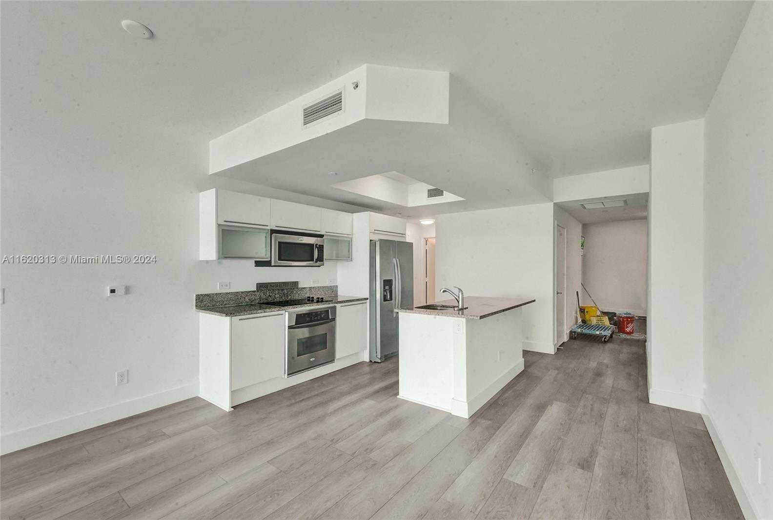 Small Image of 888 BISCAYNE BLVD #1805, Miami Number 30