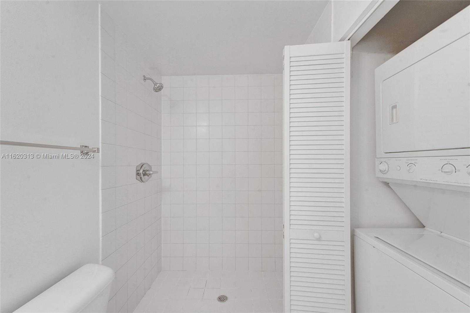 Small Image of 888 BISCAYNE BLVD #1805, Miami Number 36