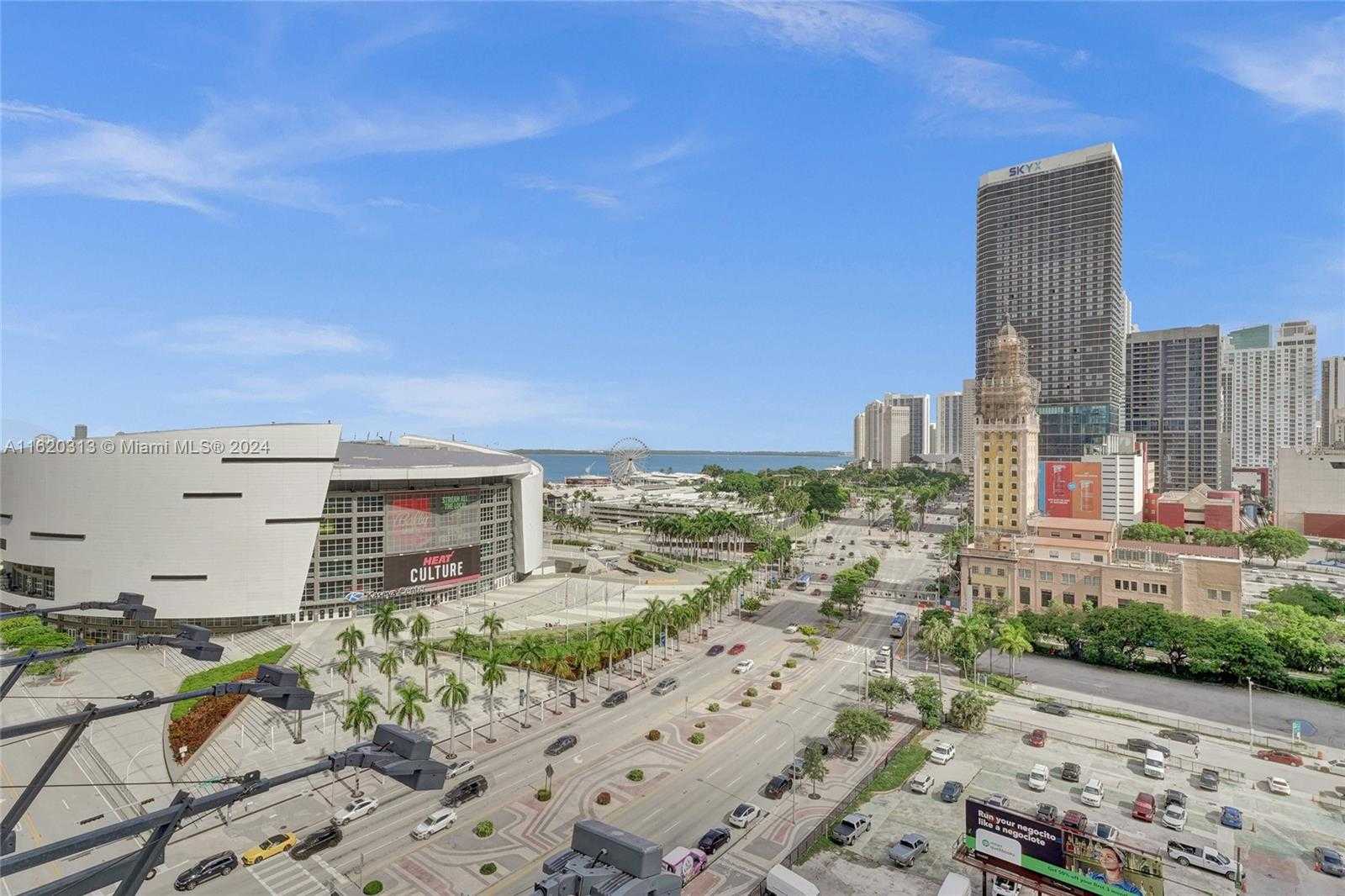 Small Image of 888 BISCAYNE BLVD #1805, Miami Number 53