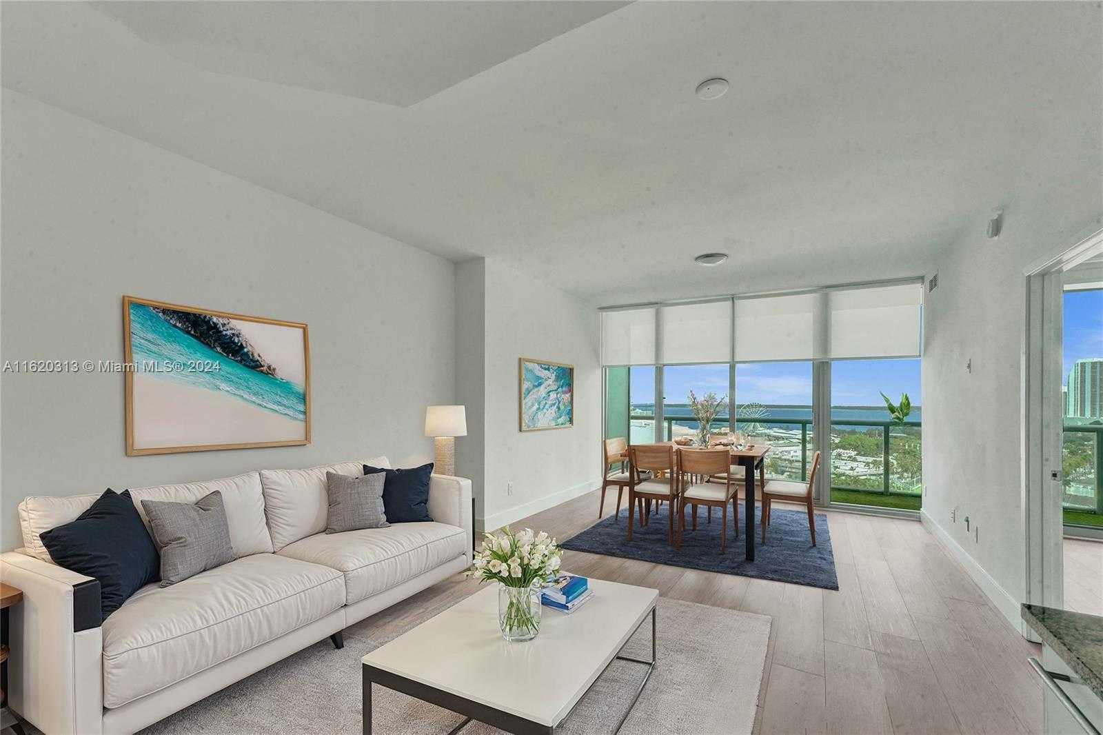 Small Image of 888 BISCAYNE BLVD #1805, Miami Number 7