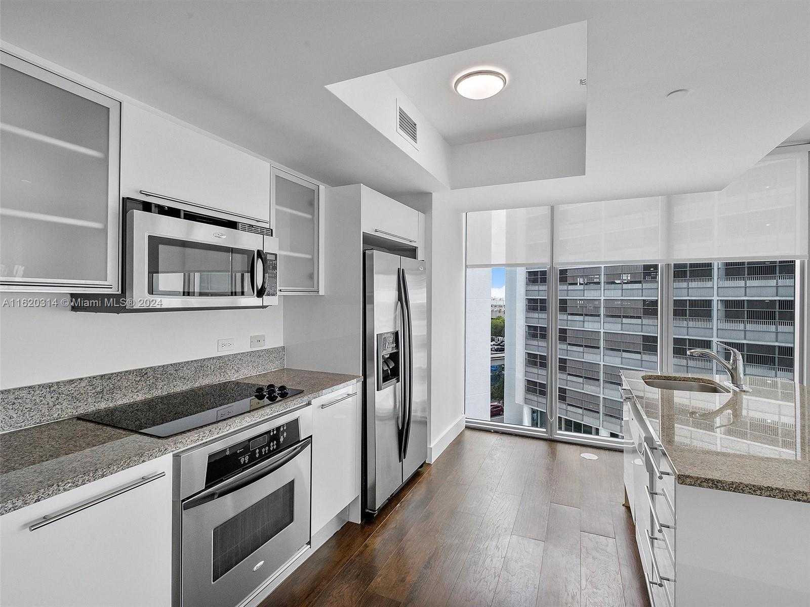 Small Image of 888 BISCAYNE BLVD #612, Miami Number 12