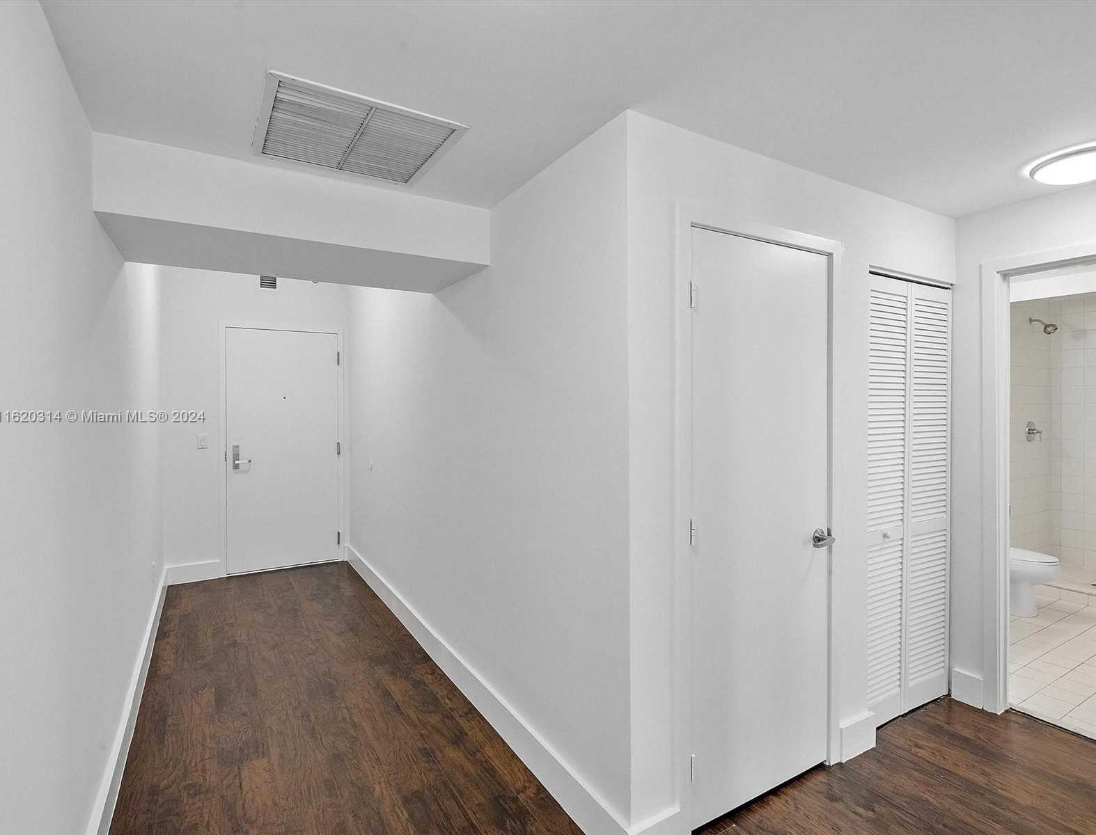 Small Image of 888 BISCAYNE BLVD #612, Miami Number 8