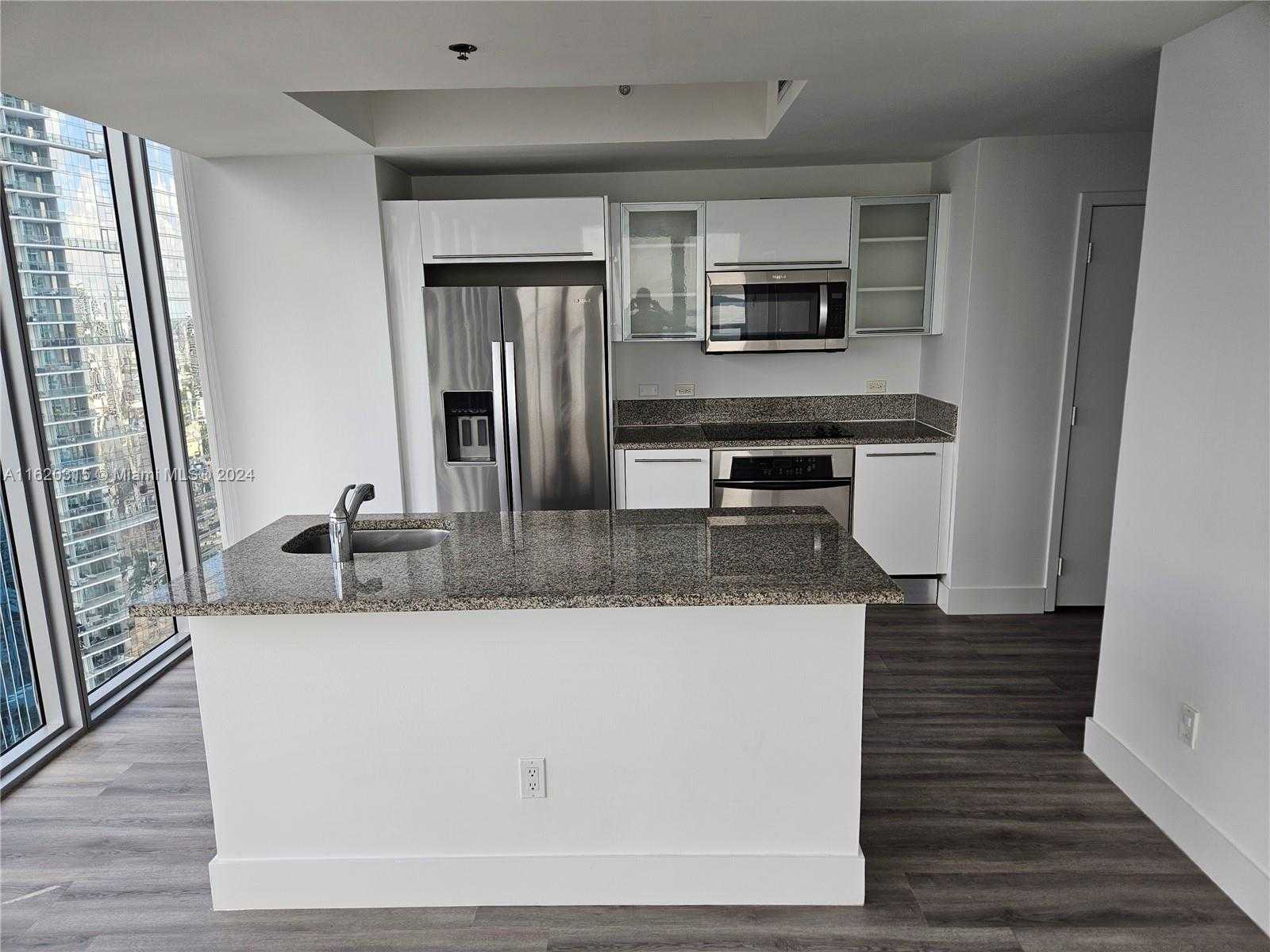 Small Image of 888 BISCAYNE BLVD #4001, Miami Number 16