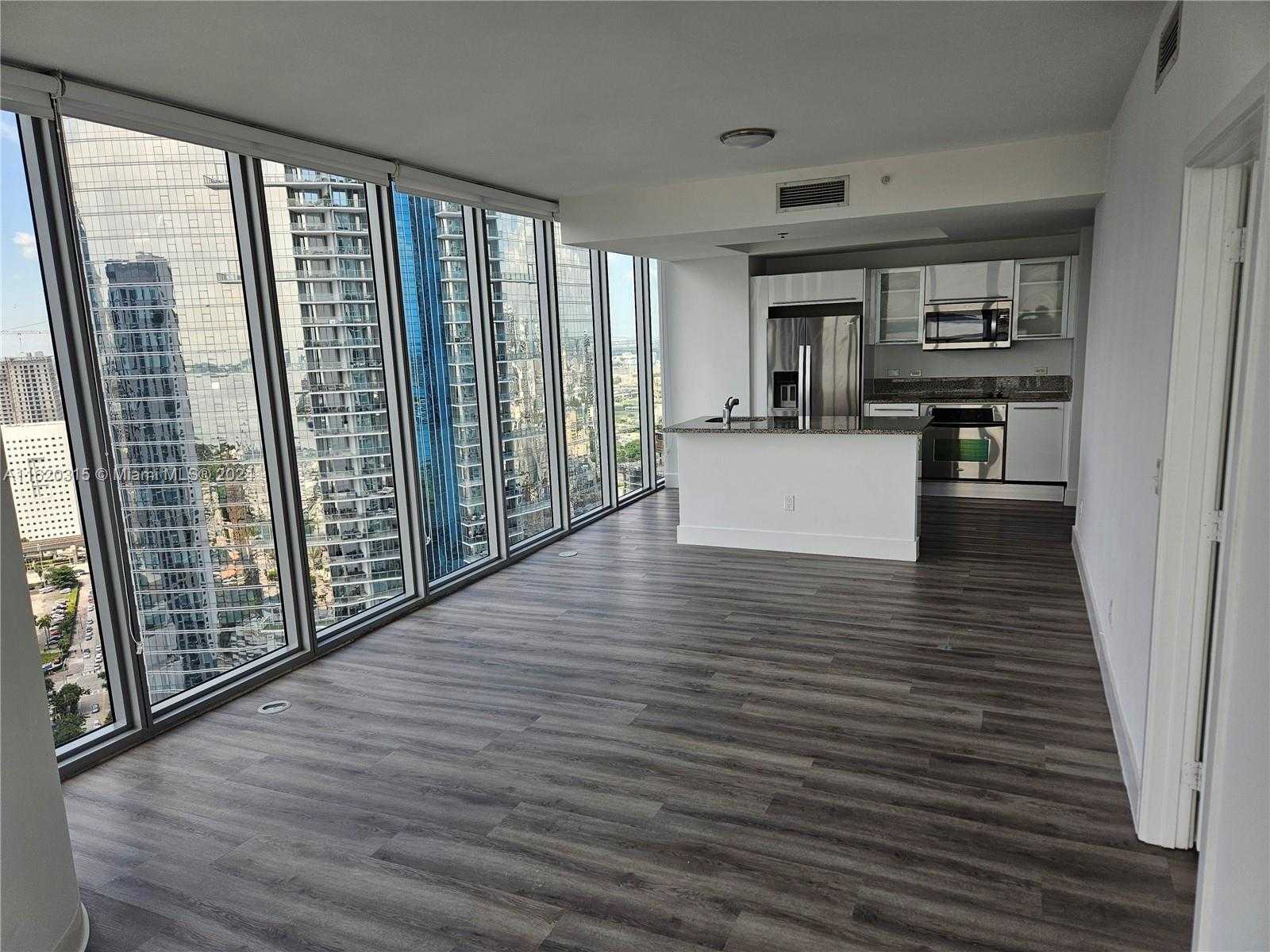 Small Image of 888 BISCAYNE BLVD #4001, Miami Number 2