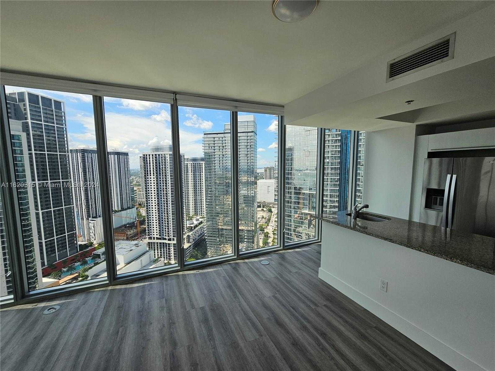 Small Image of 888 BISCAYNE BLVD #4001, Miami Number 27
