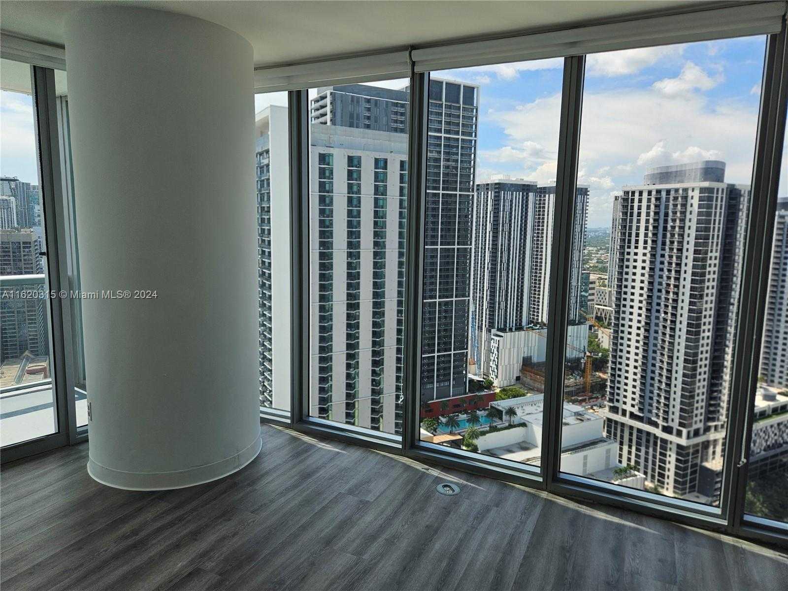 Small Image of 888 BISCAYNE BLVD #4001, Miami Number 29