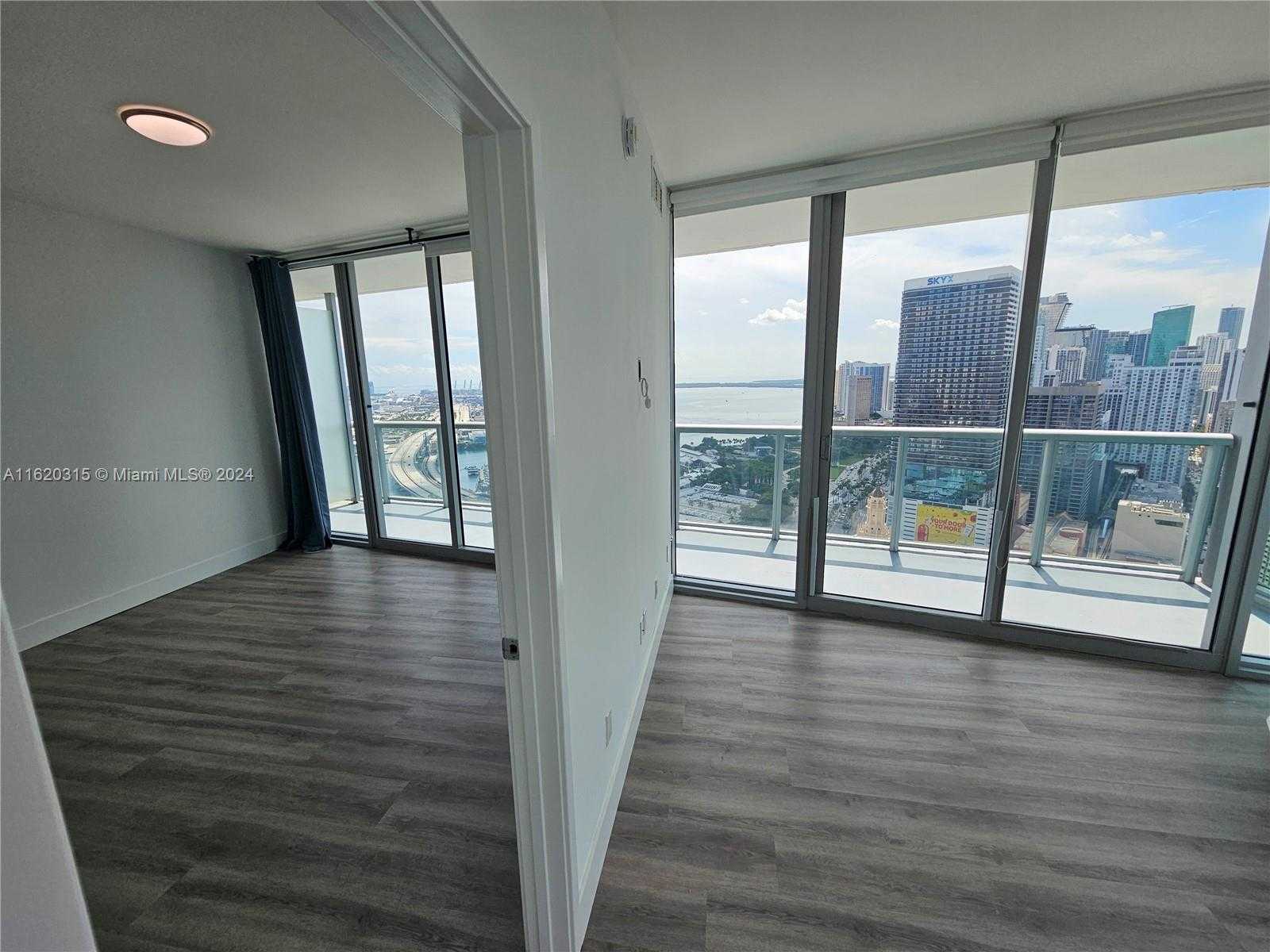 Small Image of 888 BISCAYNE BLVD #4001, Miami Number 9