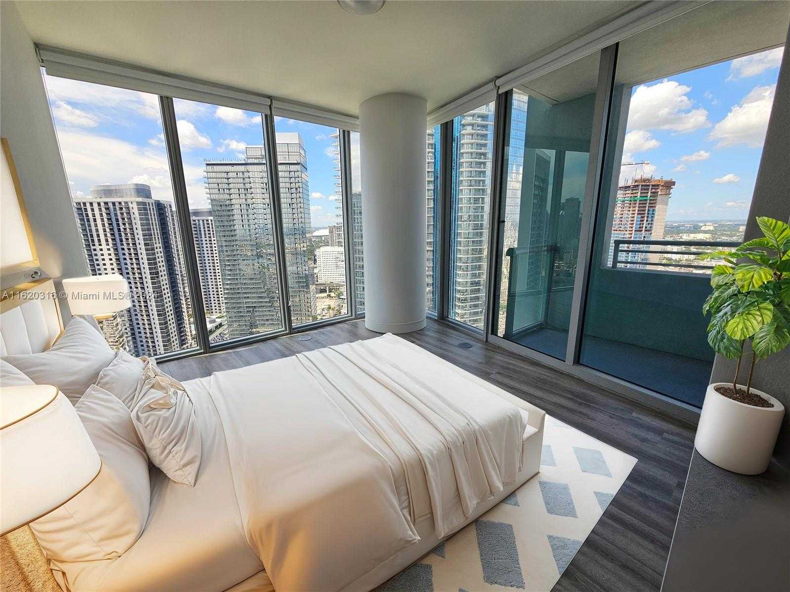 Small Image of 888 BISCAYNE BLVD #2701, Miami Number 2