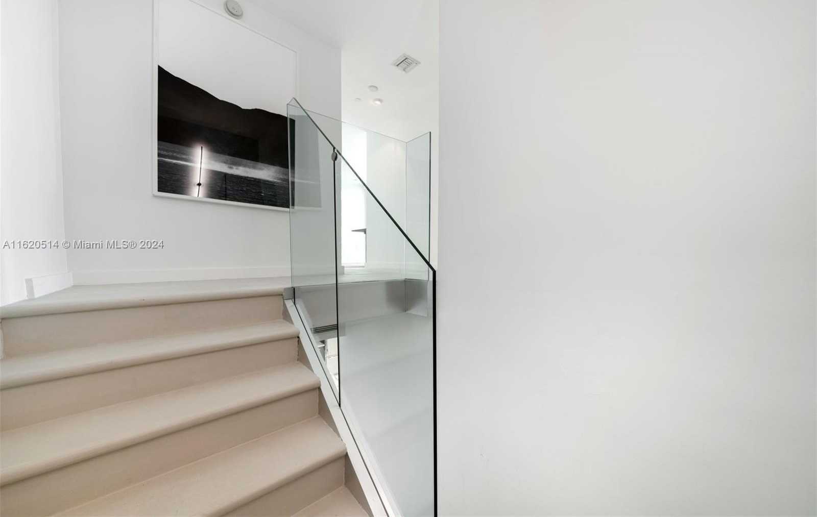 Small Image of 900 BISCAYNE BLVD #905, Miami Number 14