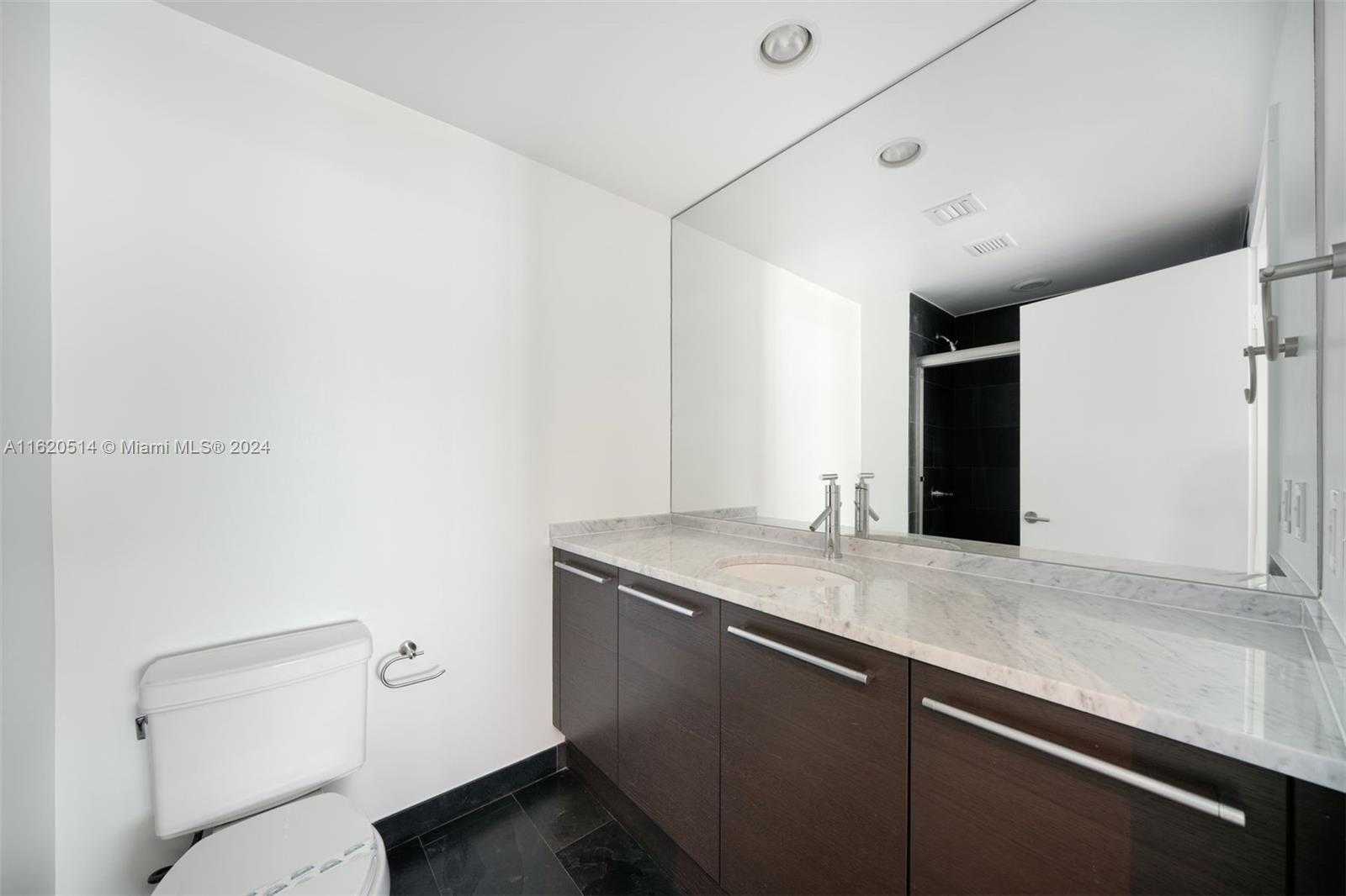 Small Image of 900 BISCAYNE BLVD #905, Miami Number 18