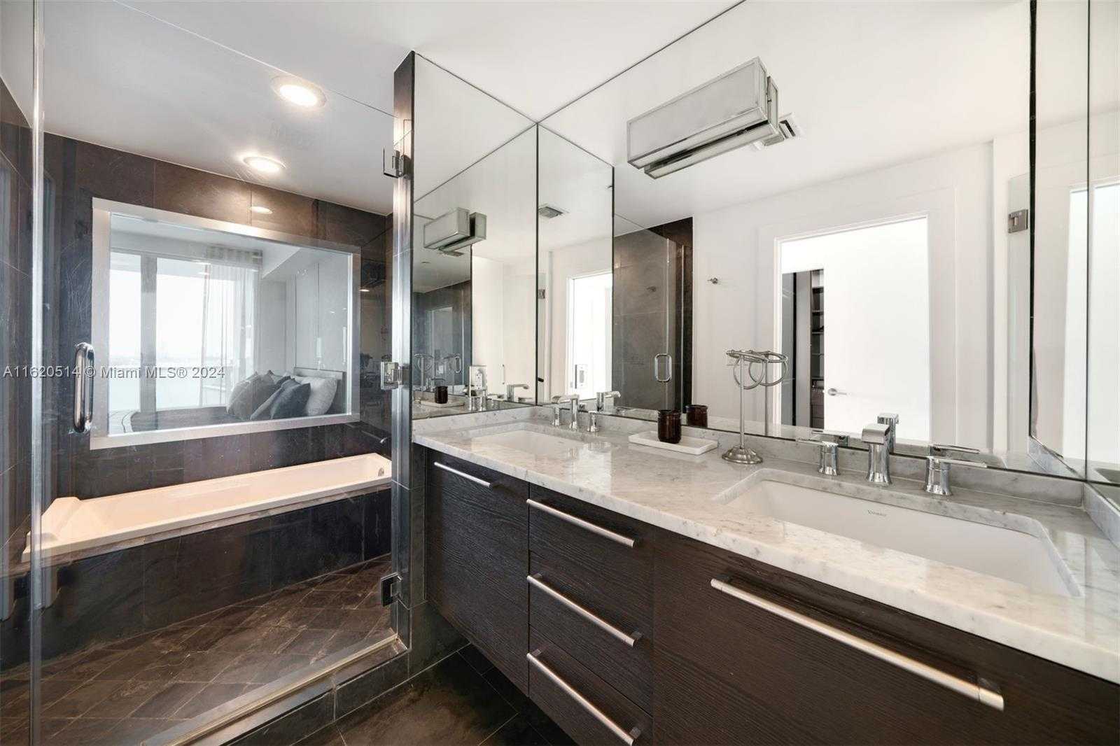 Small Image of 900 BISCAYNE BLVD #905, Miami Number 21