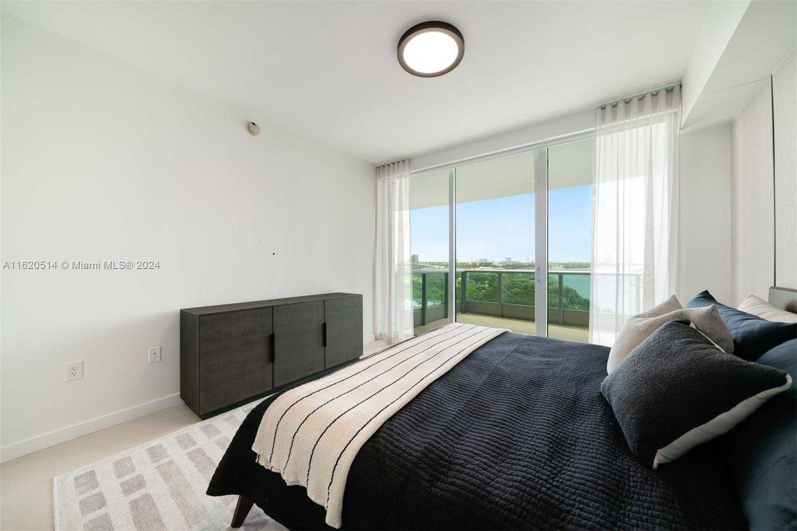 Small Image of 900 BISCAYNE BLVD #905, Miami Number 23