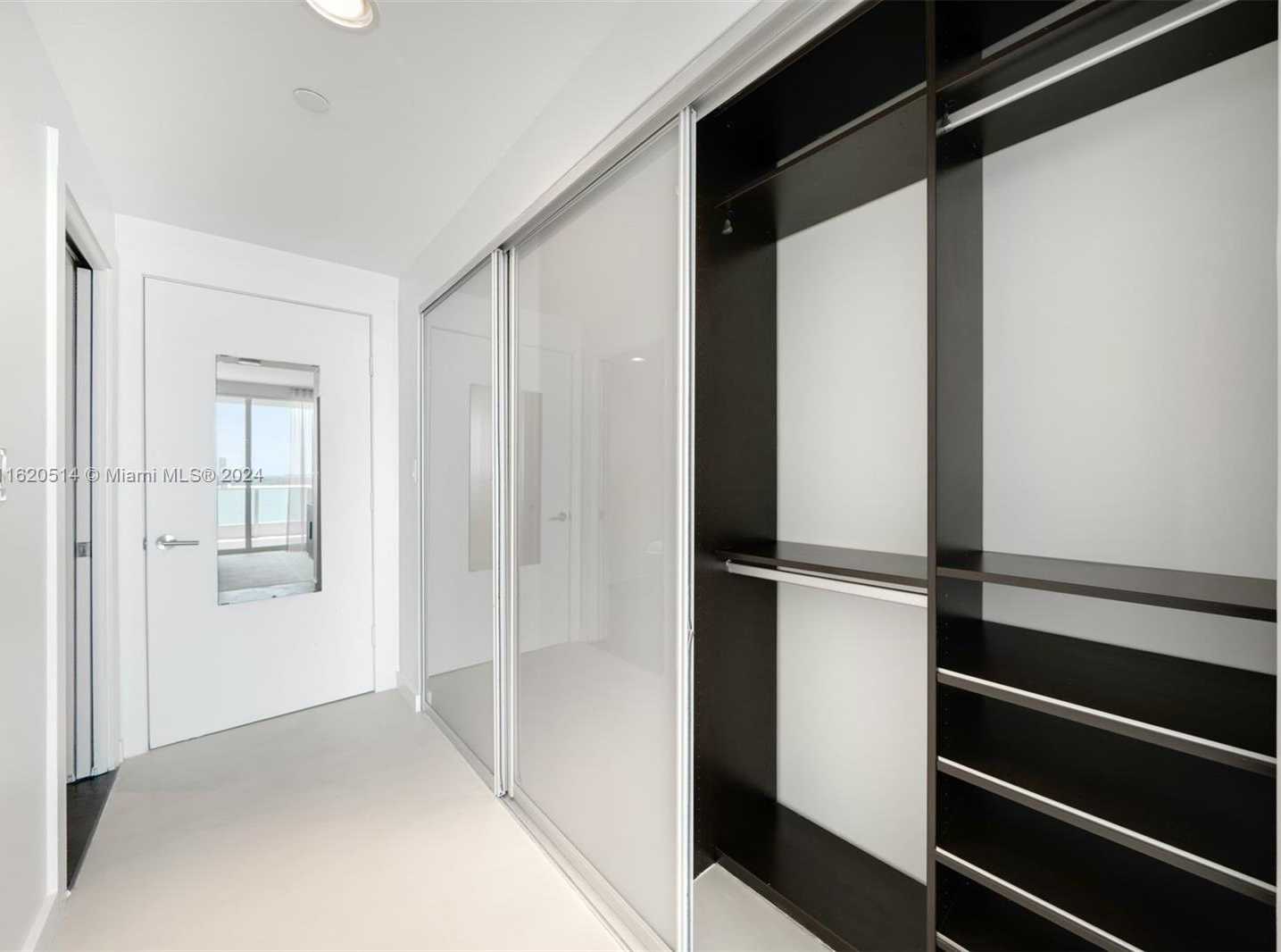 Small Image of 900 BISCAYNE BLVD #905, Miami Number 26