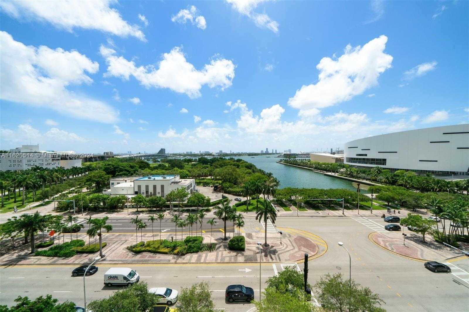 Small Image of 900 BISCAYNE BLVD #905, Miami Number 30