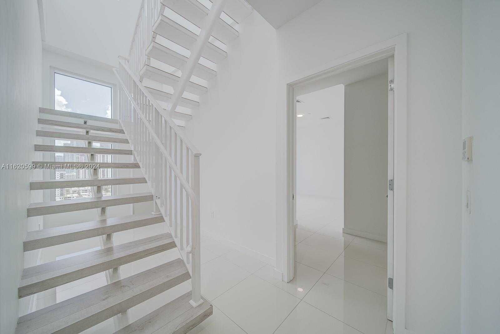 Small Image of 601 NORTH EAST 27TH ST #PH1904, Miami Number 15