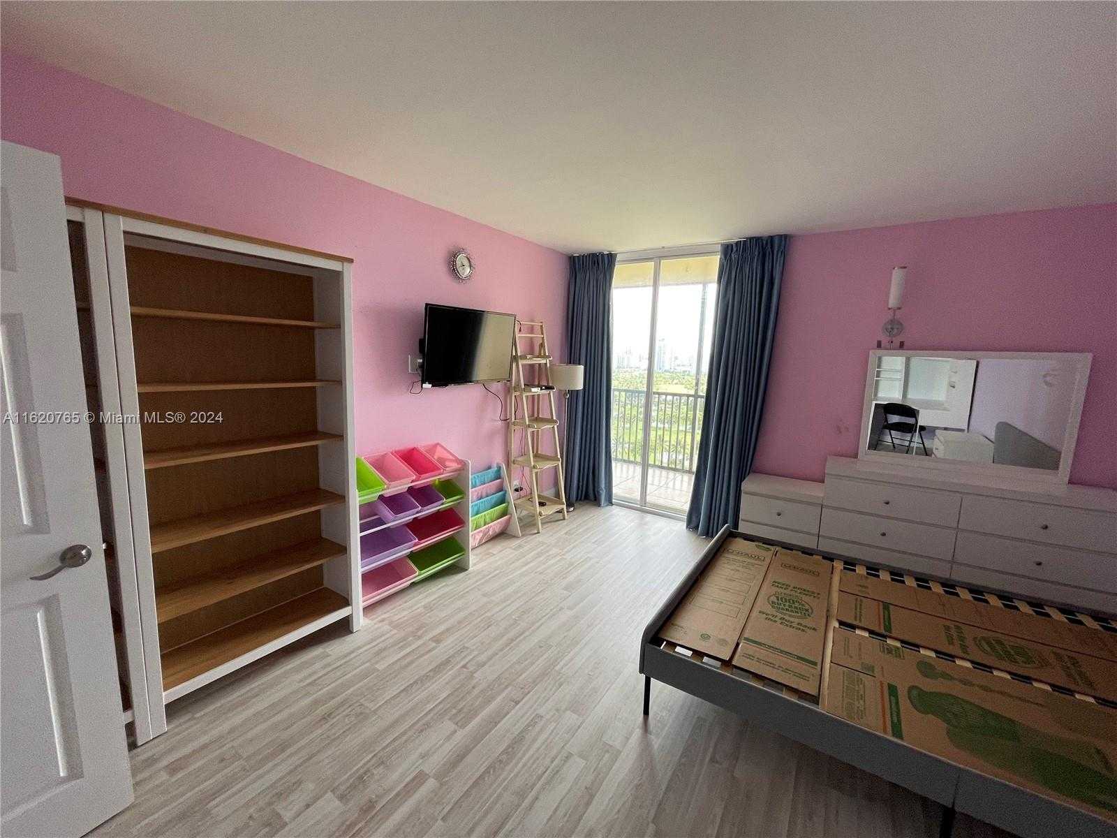 Small Image of 20379 WEST COUNTRY CLUB DR #1836, Aventura Number 12