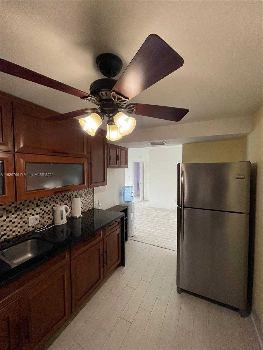 Small Image of 20379 WEST COUNTRY CLUB DR #1836, Aventura Number 22