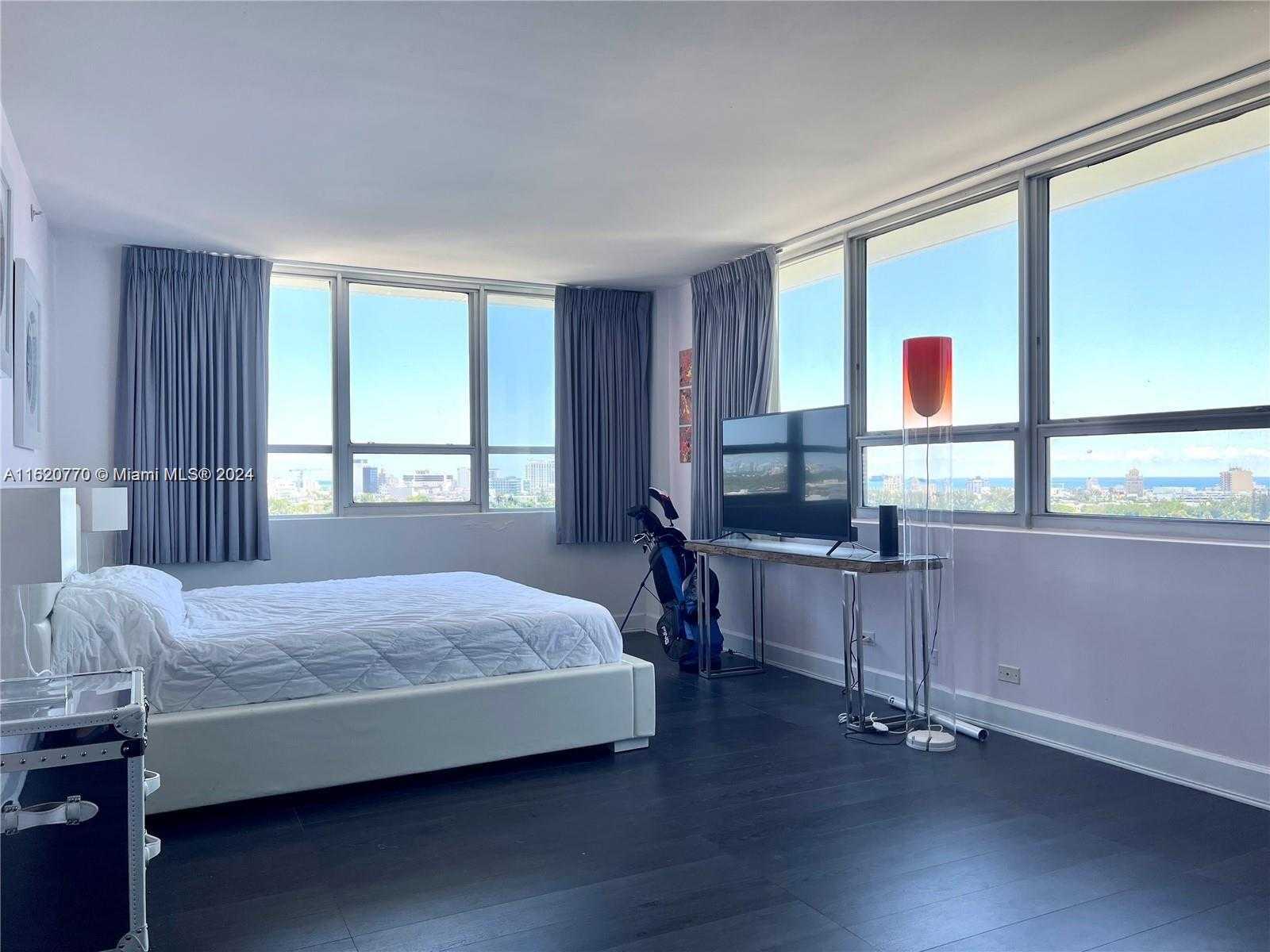 Small Image of 1500 BAY RD #1414S, Miami Beach Number 10