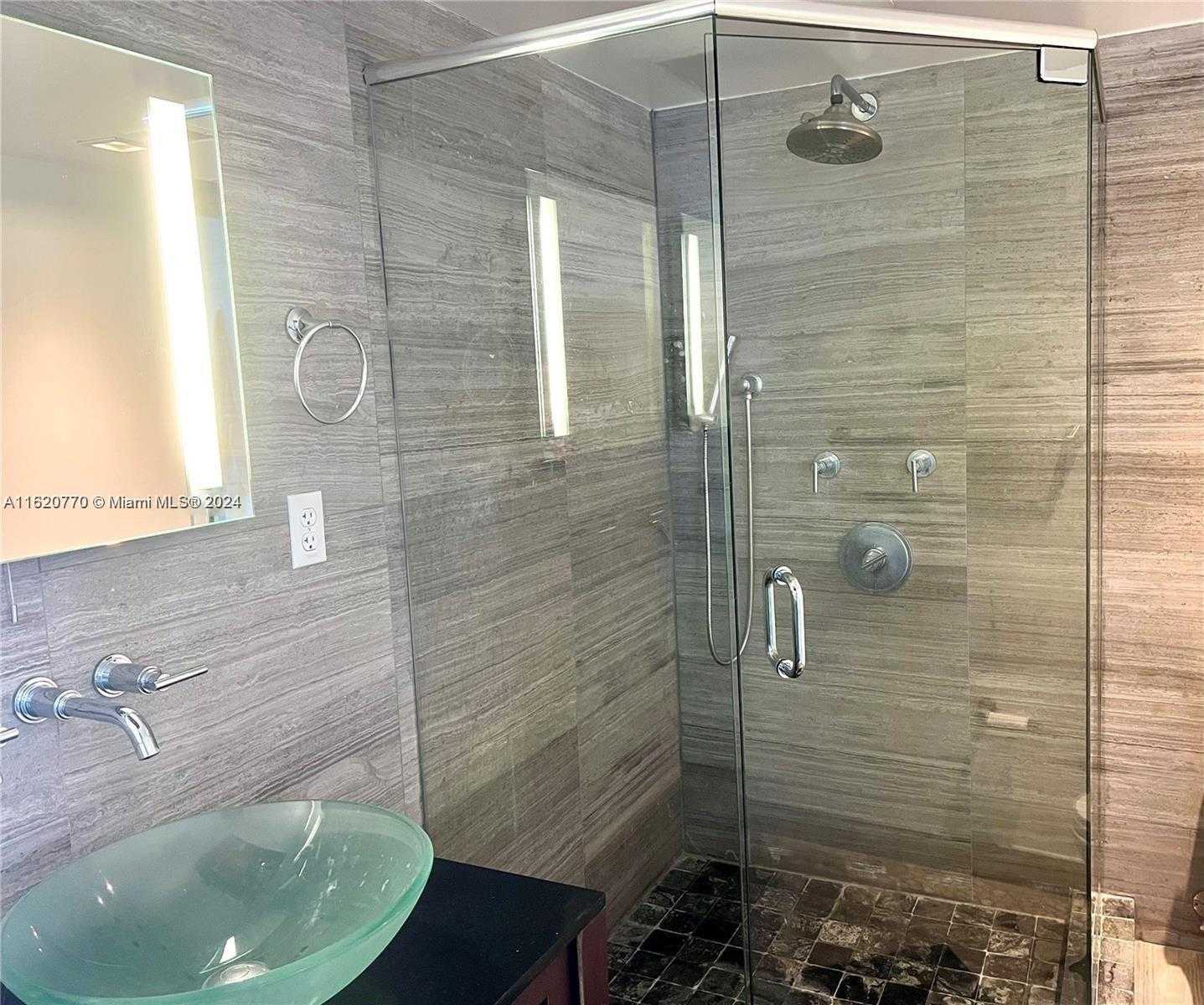Small Image of 1500 BAY RD #1414S, Miami Beach Number 11