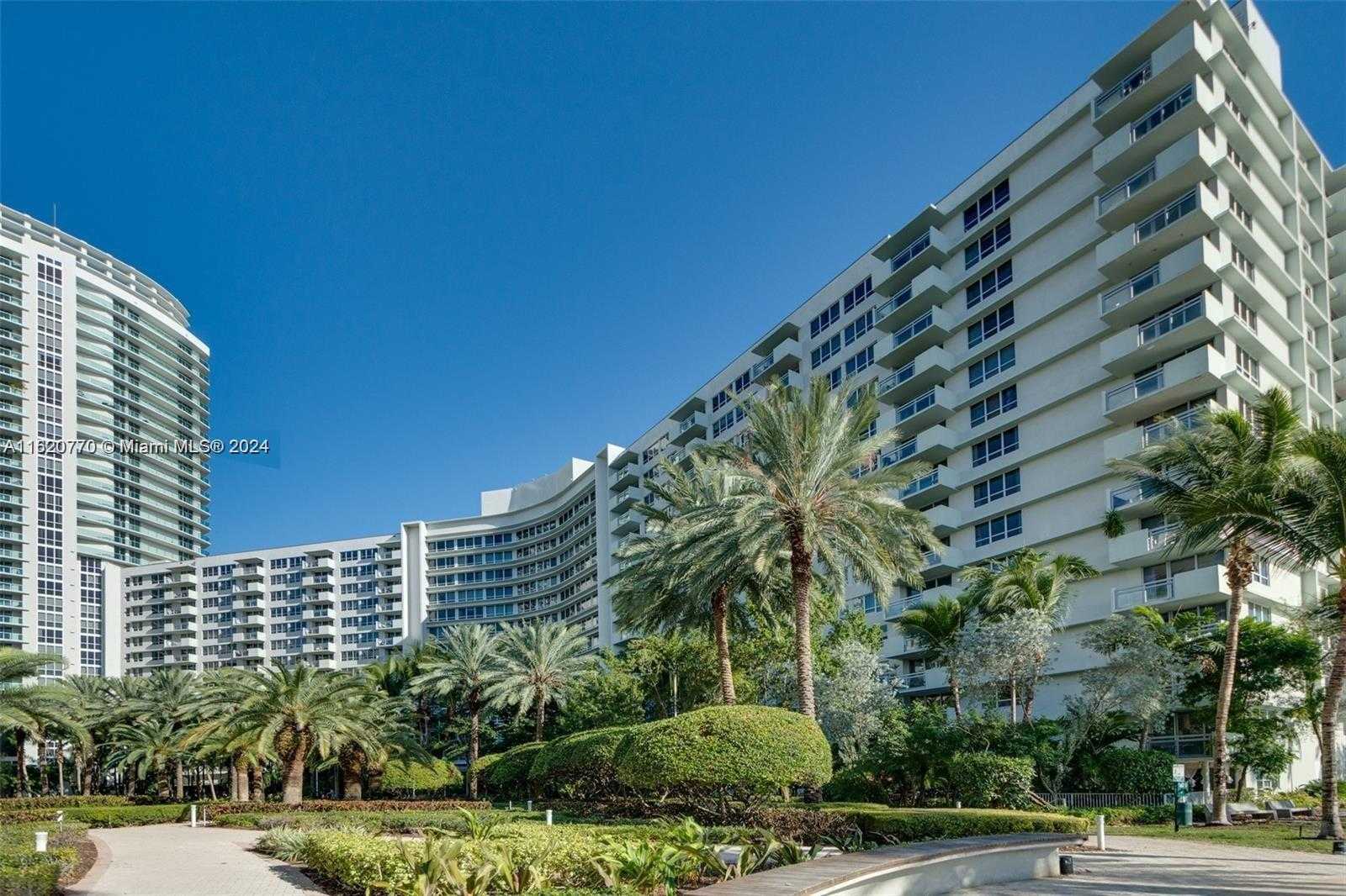 Small Image of 1500 BAY RD #1414S, Miami Beach Number 3