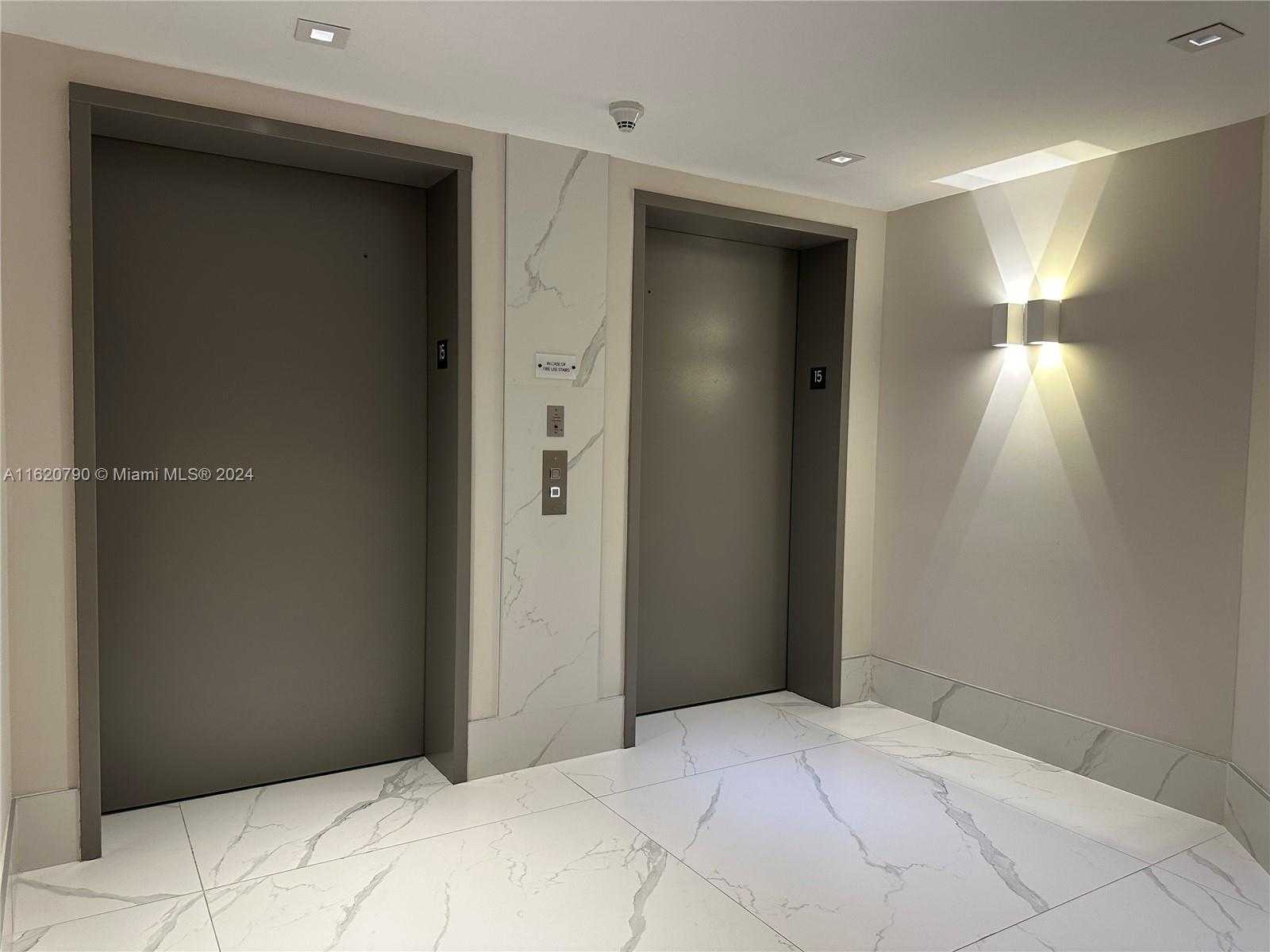 Small Image of 400 ALTON RD #1509, Miami Beach Number 17
