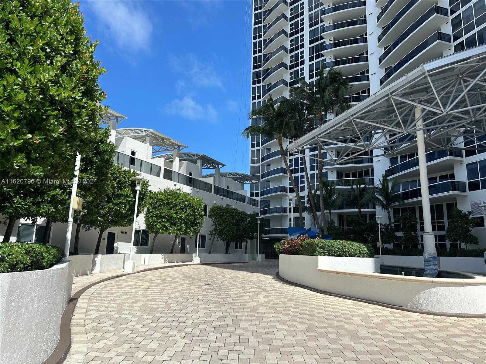 Small Image of 400 ALTON RD #1509, Miami Beach Number 2