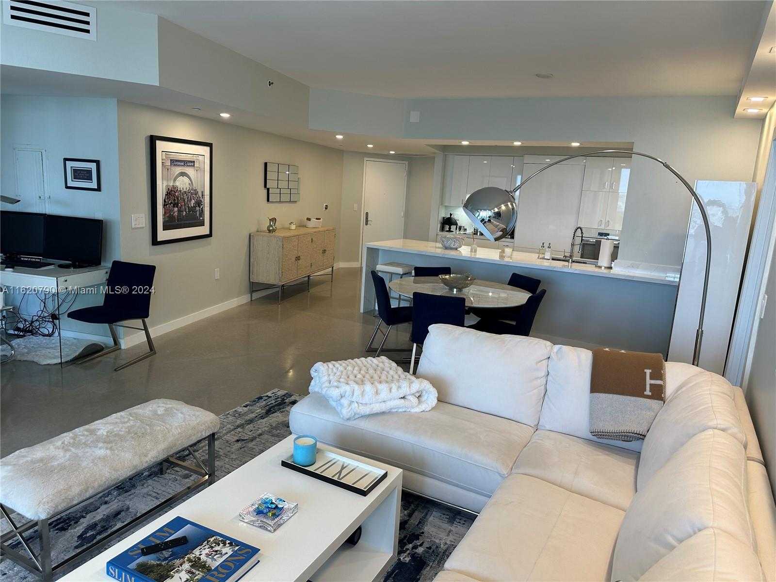 Small Image of 400 ALTON RD #1509, Miami Beach Number 32