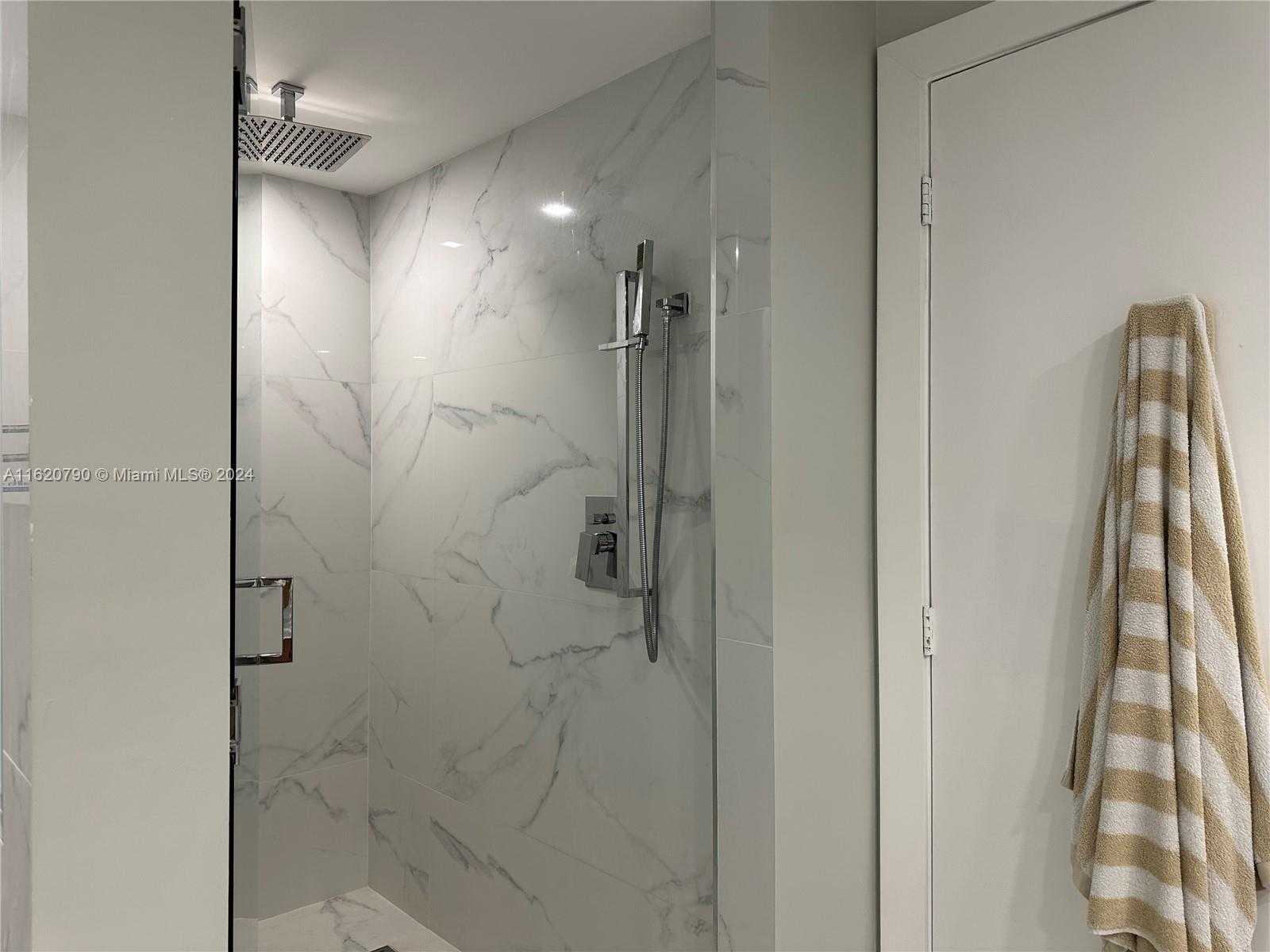Small Image of 400 ALTON RD #1509, Miami Beach Number 42
