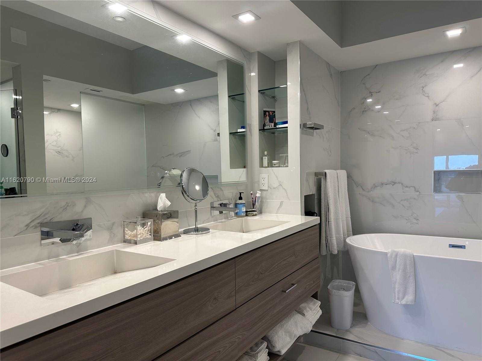 Small Image of 400 ALTON RD #1509, Miami Beach Number 48