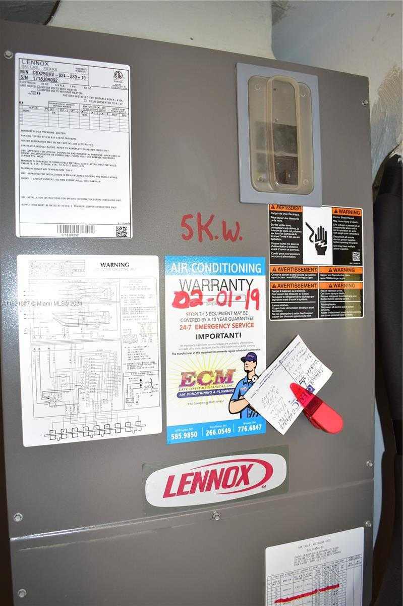 Small Image of 9621 SUNRISE LAKES BLVD #302, Sunrise Number 35