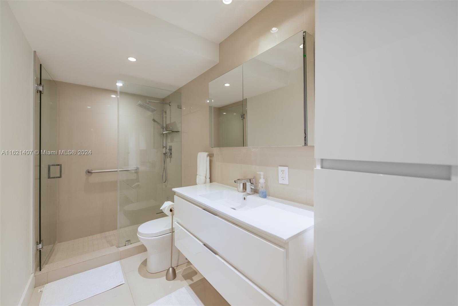 Small Image of 1950 SOUTH OCEAN DR #19G, Hallandale Beach Number 16