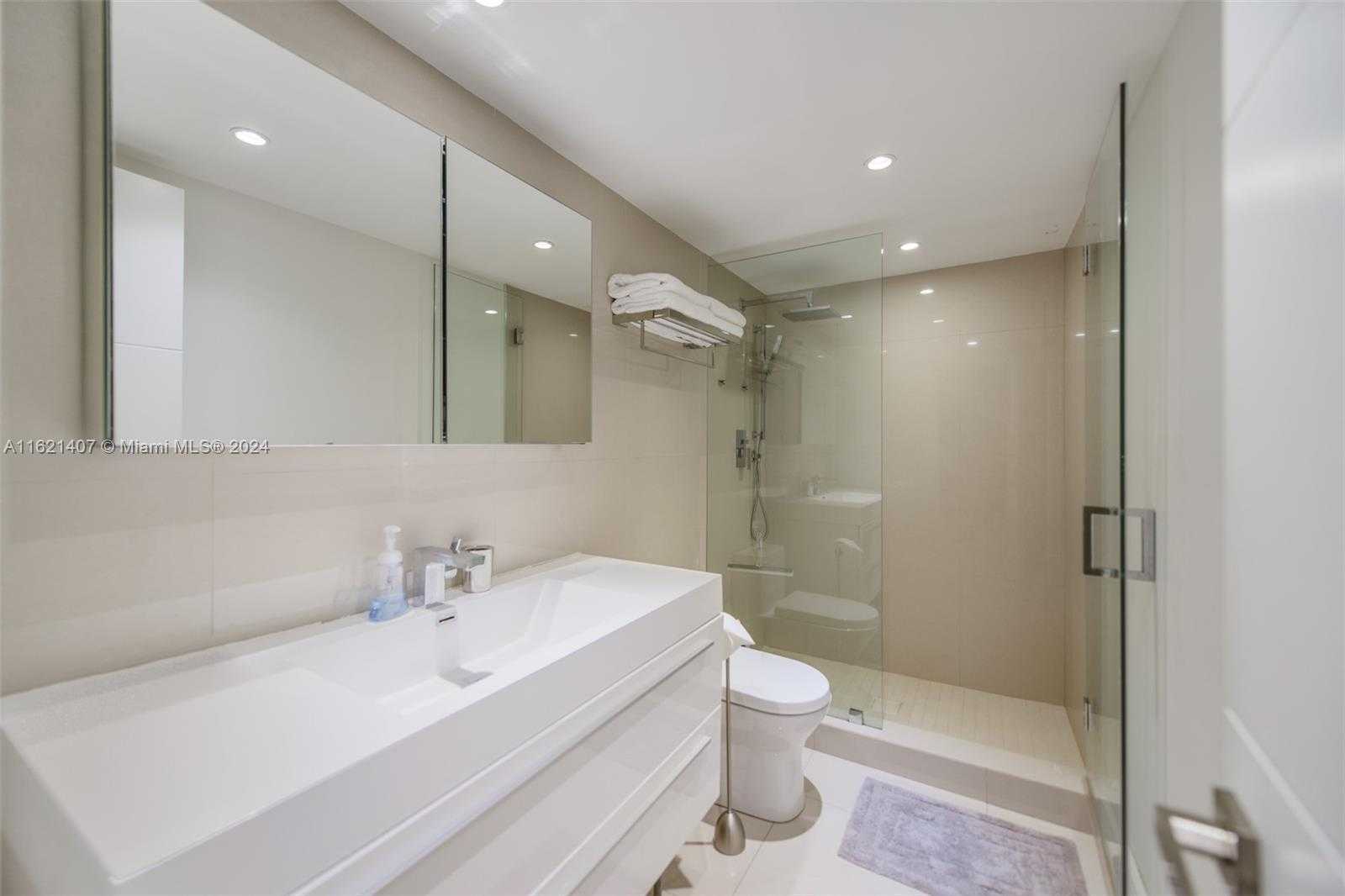 Small Image of 1950 SOUTH OCEAN DR #19G, Hallandale Beach Number 22