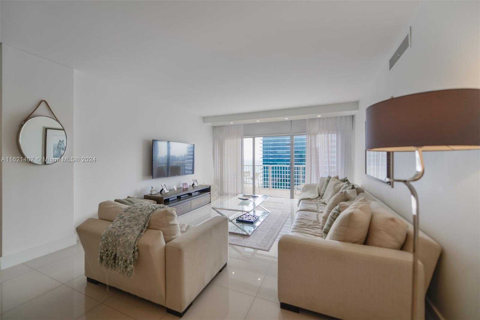 Small Image of 1950 SOUTH OCEAN DR #19G, Hallandale Beach Number 3