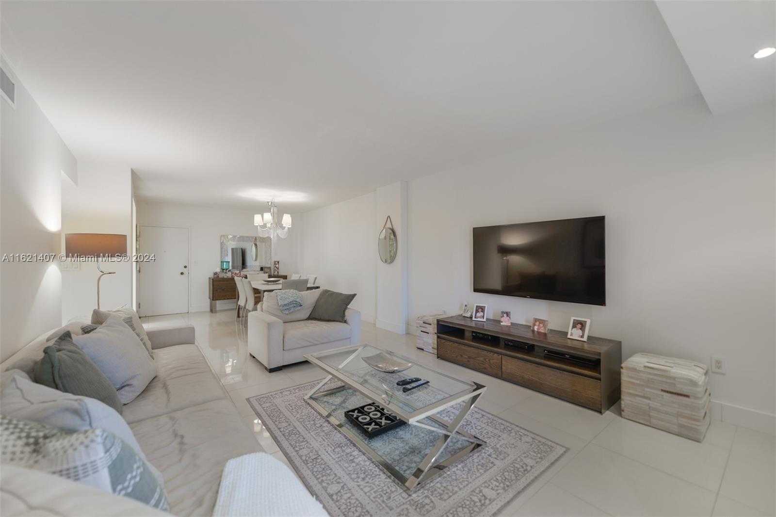 Small Image of 1950 SOUTH OCEAN DR #19G, Hallandale Beach Number 6